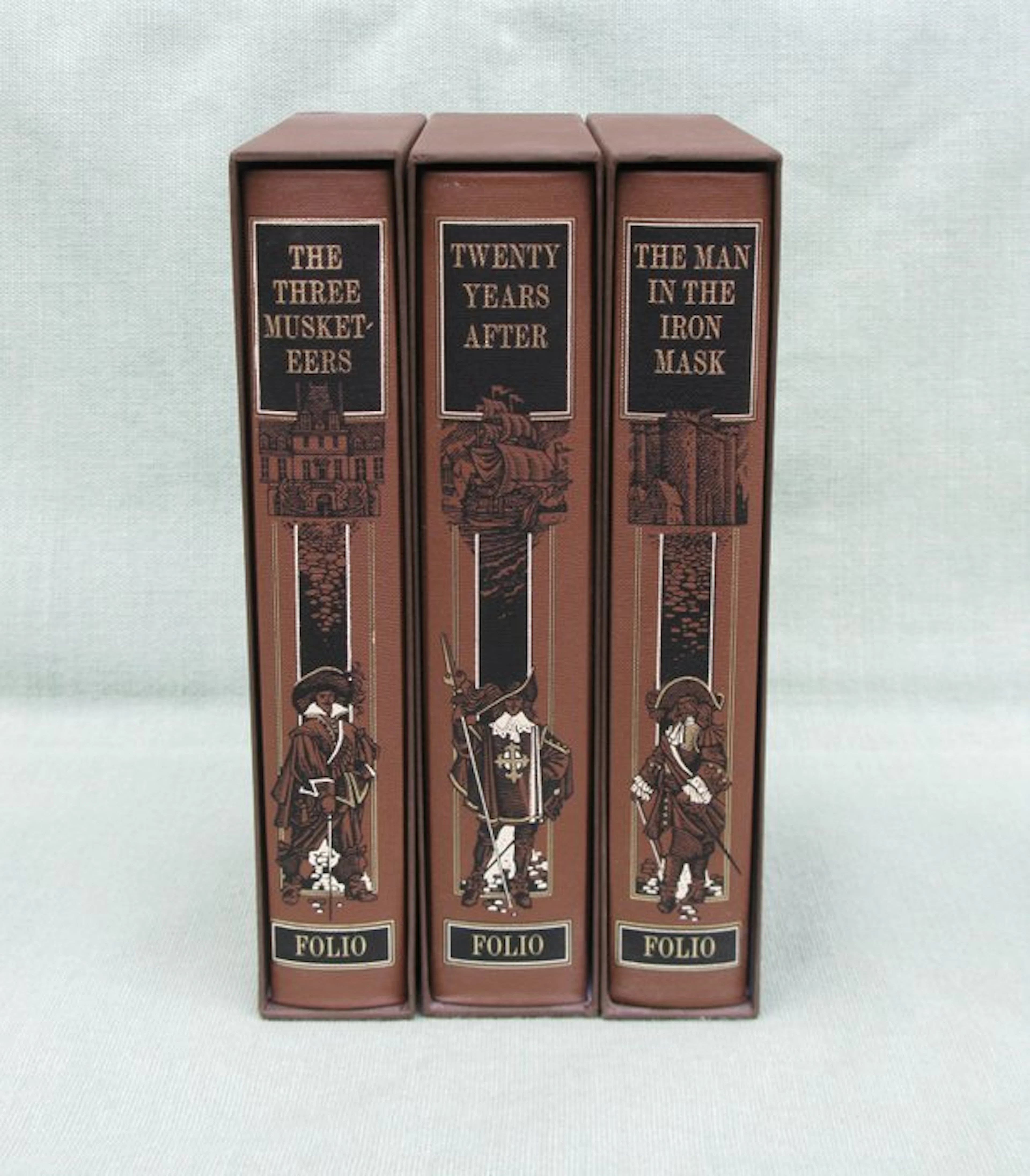 Alexandre Dumas - The Folio Society: The Three Musketeers