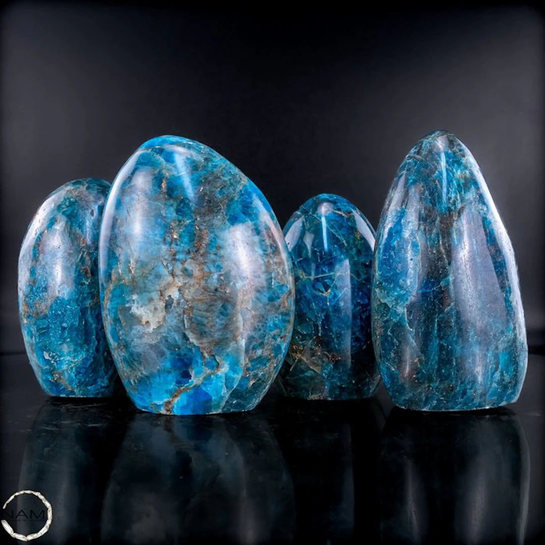 Apatite Freeform Lot – Bright blue hues in natural diversity- 2039.19 g - (4)