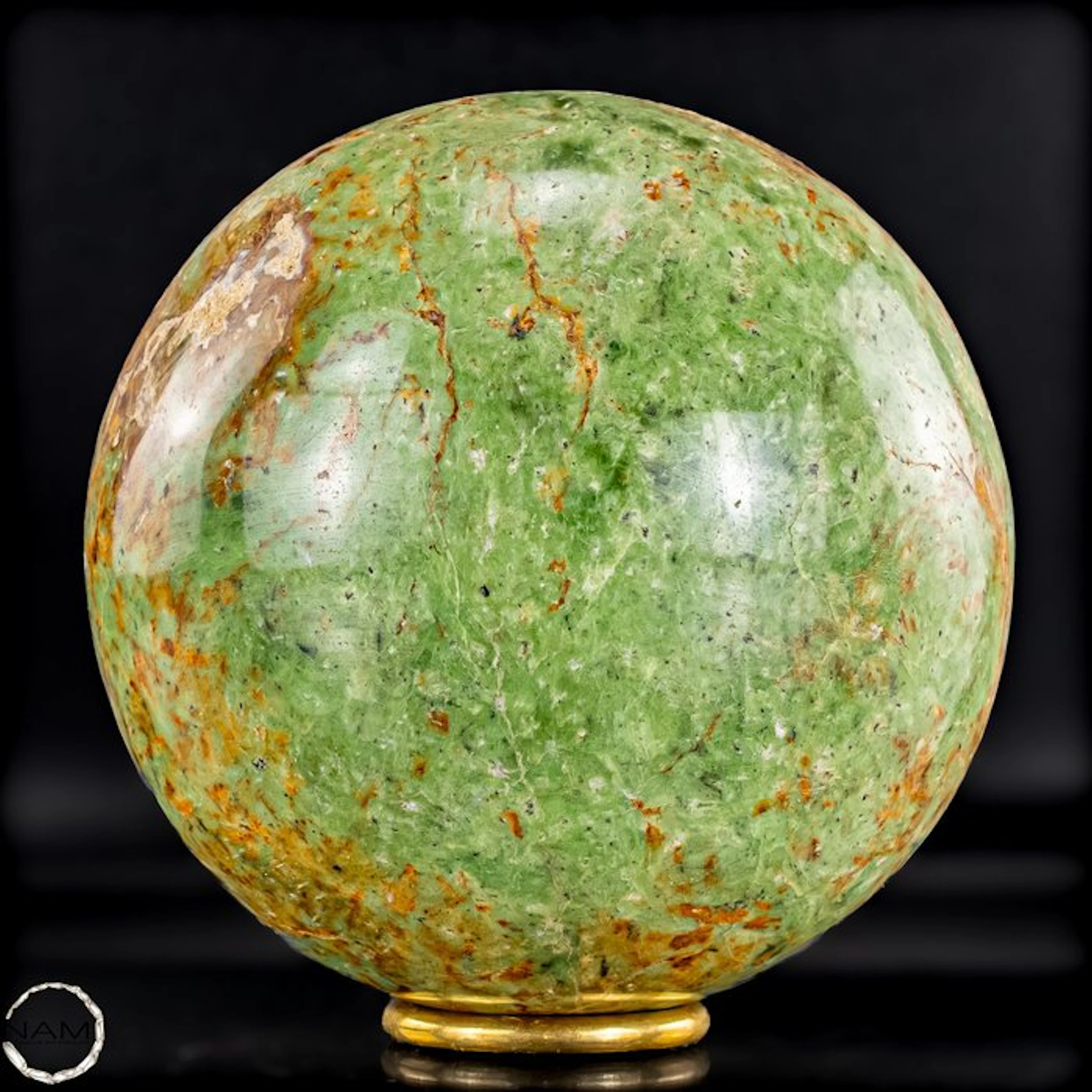 Natural chrysoprase sphere – Lively greens in natural motion- 2224.16 g