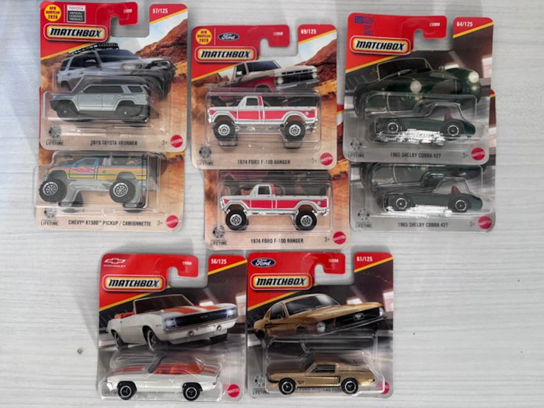 Matchbox 1:64 - Model car (8) - 1969 Camaro SS 396; 1968...