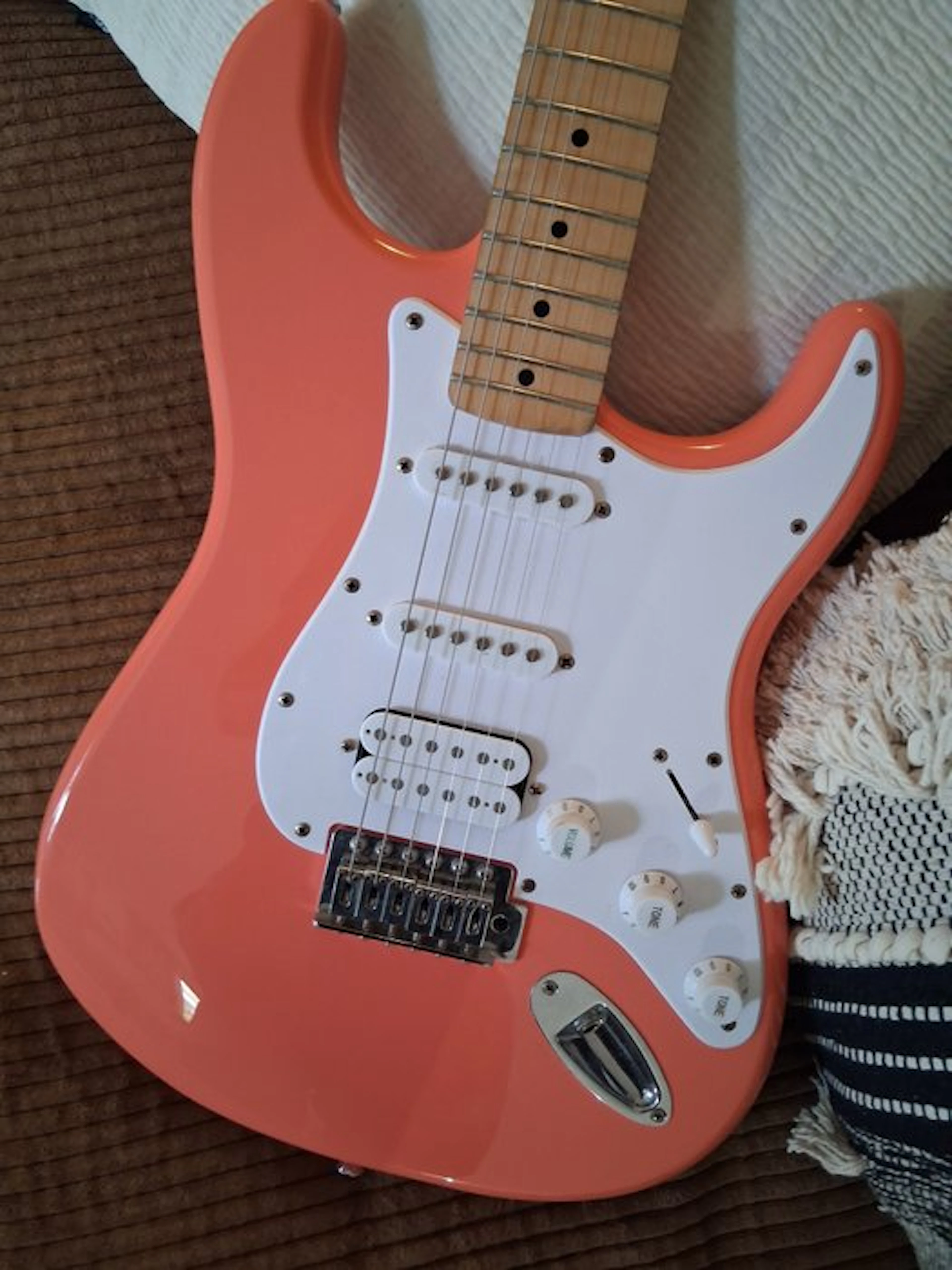 Squier - Stratocaster - - Electric guitar - 2023 (No reserve price)
