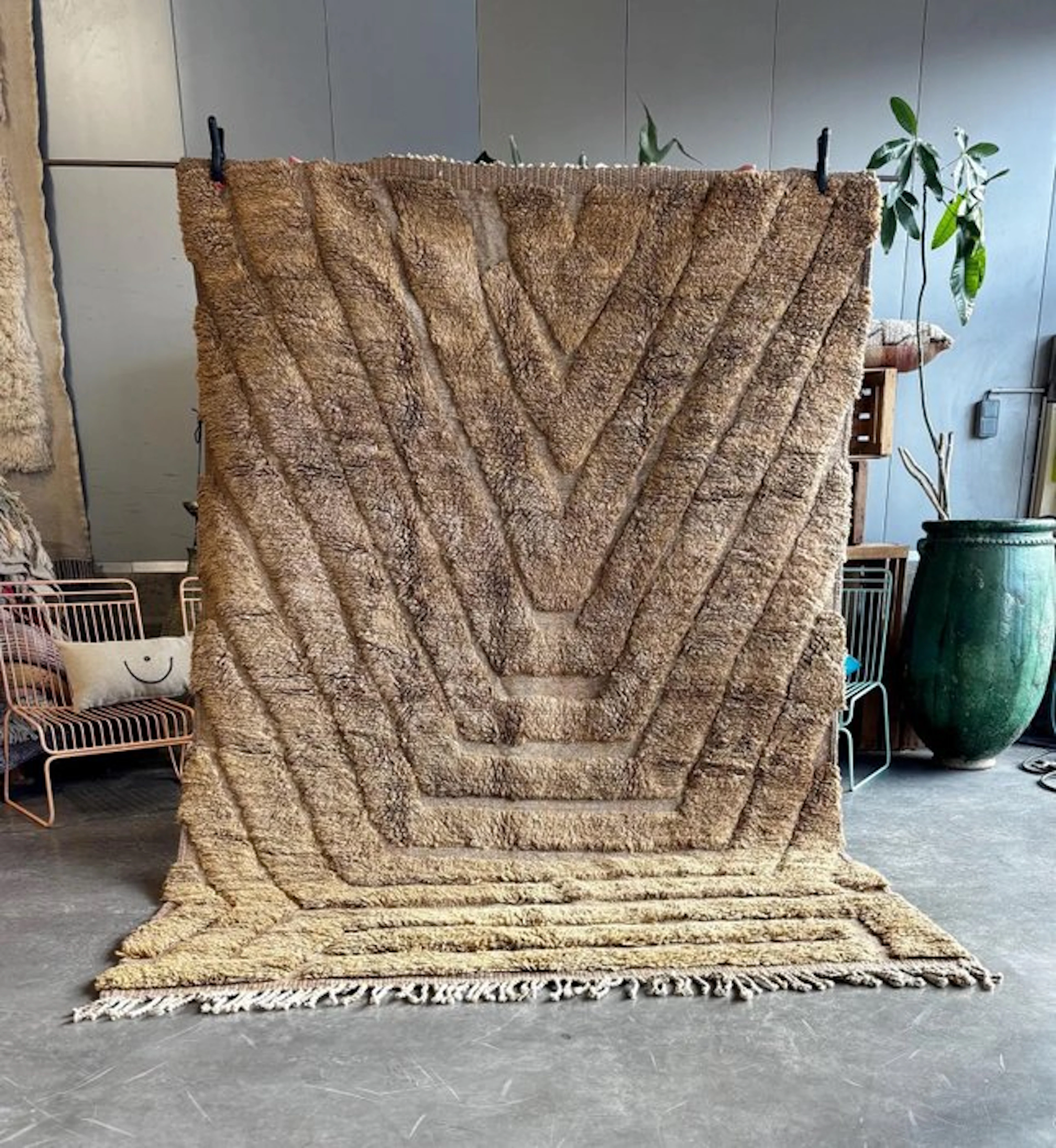 Luxury Modern Moroccan Berber Wool Rug 200x310 cm...