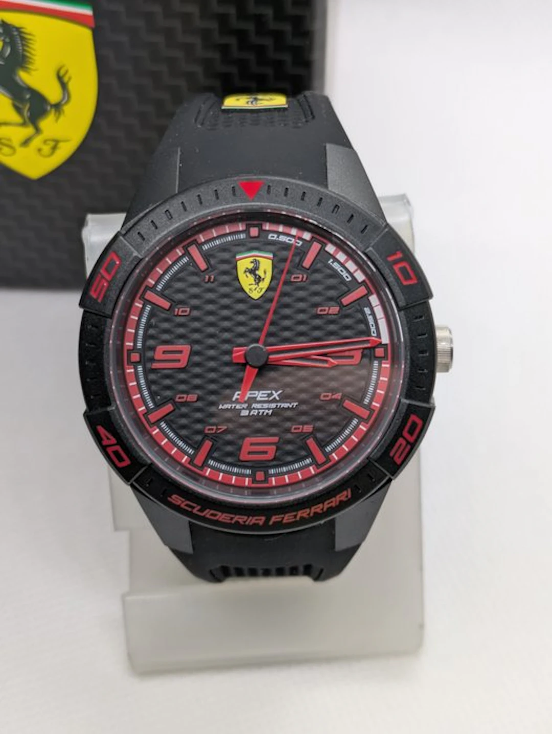 watch - Ferrari