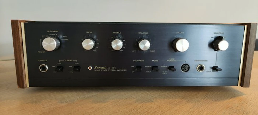 Sansui - AU-505 Solid state integrated amplifier