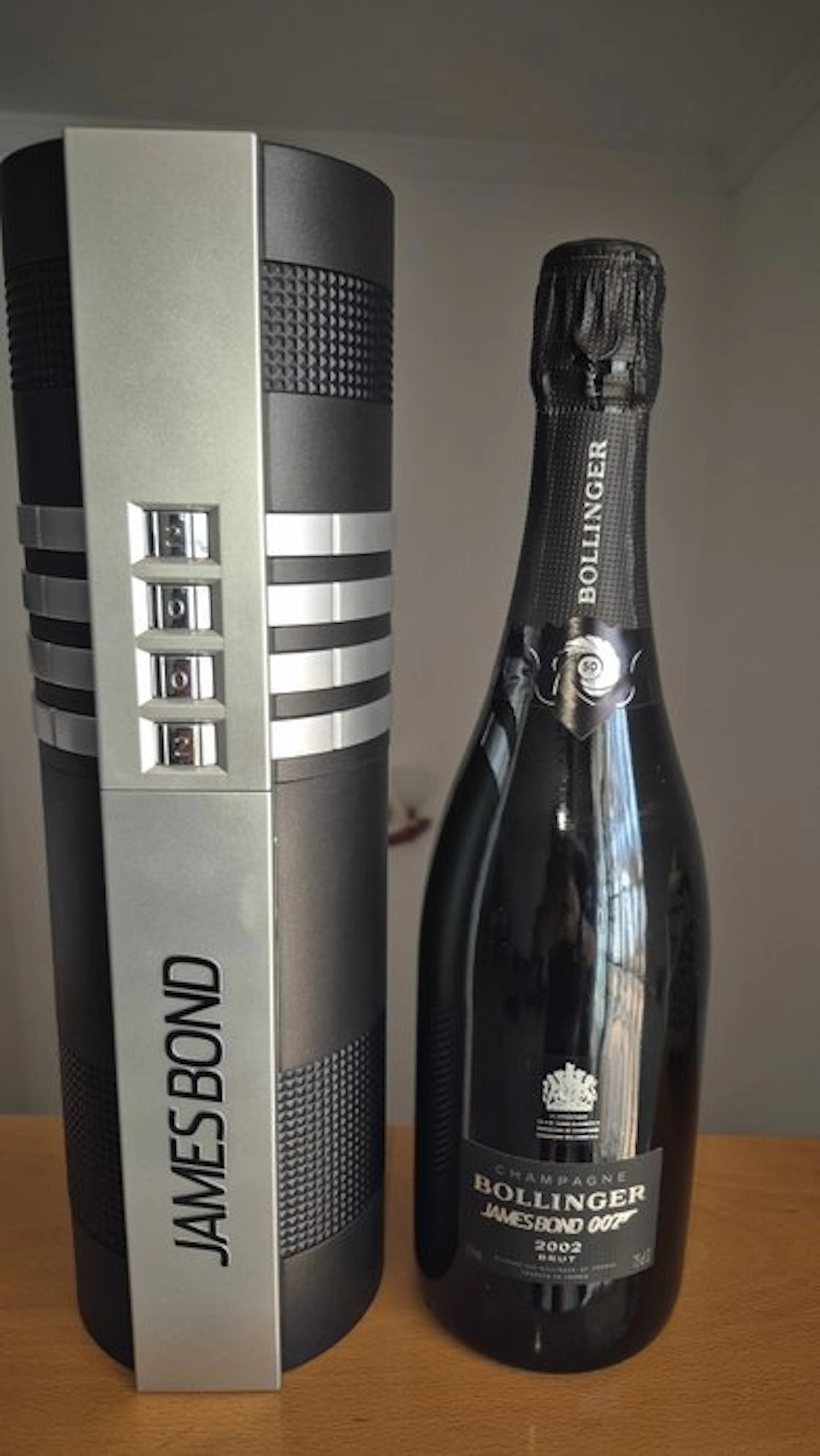2002 Bollinger, 002 for 007 - Champagne Brut - 1 Bottle (0.75L)