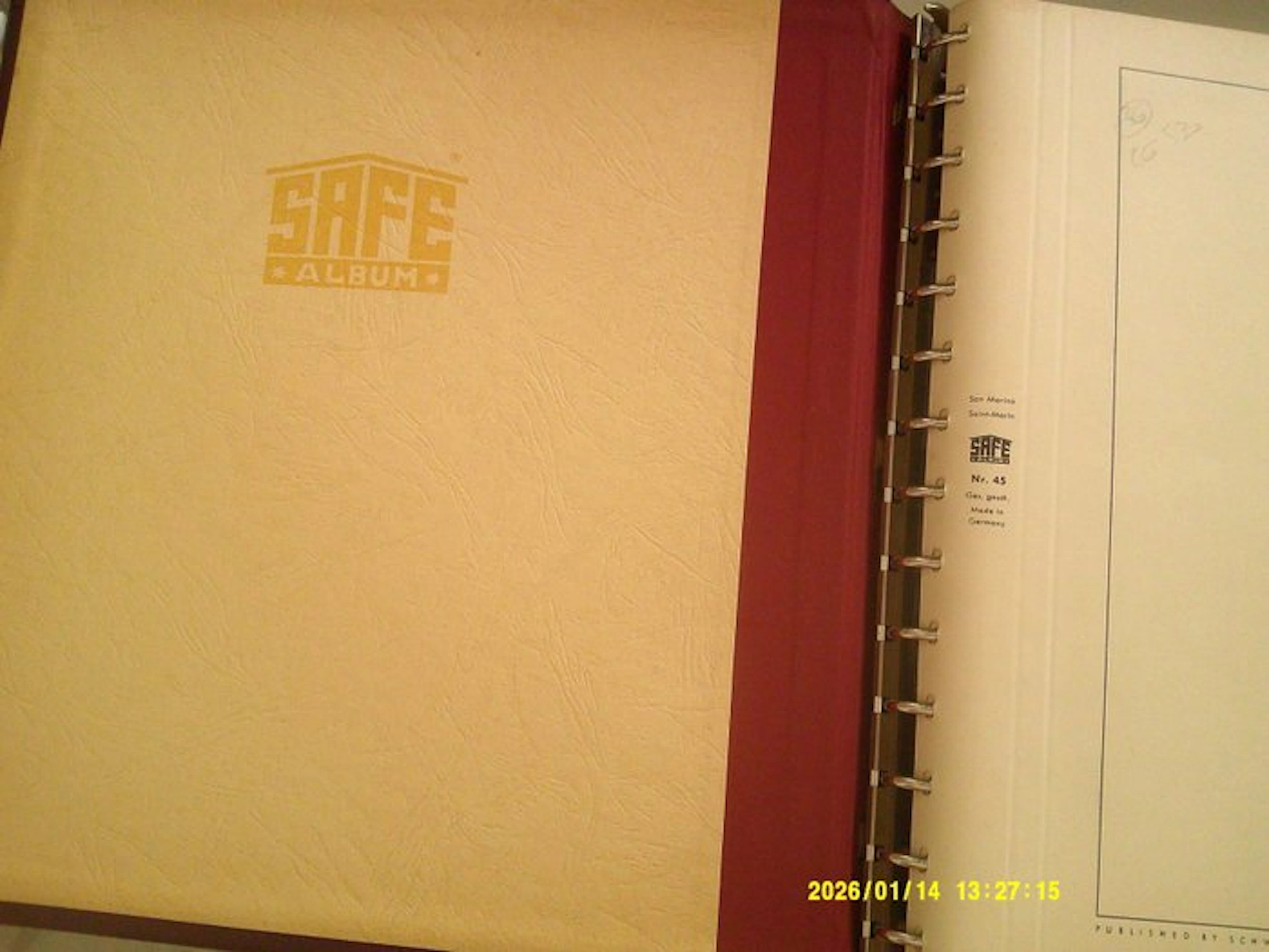 San Marino 1877/1974 - San Marino, Safe album with 500 new MNH stamps