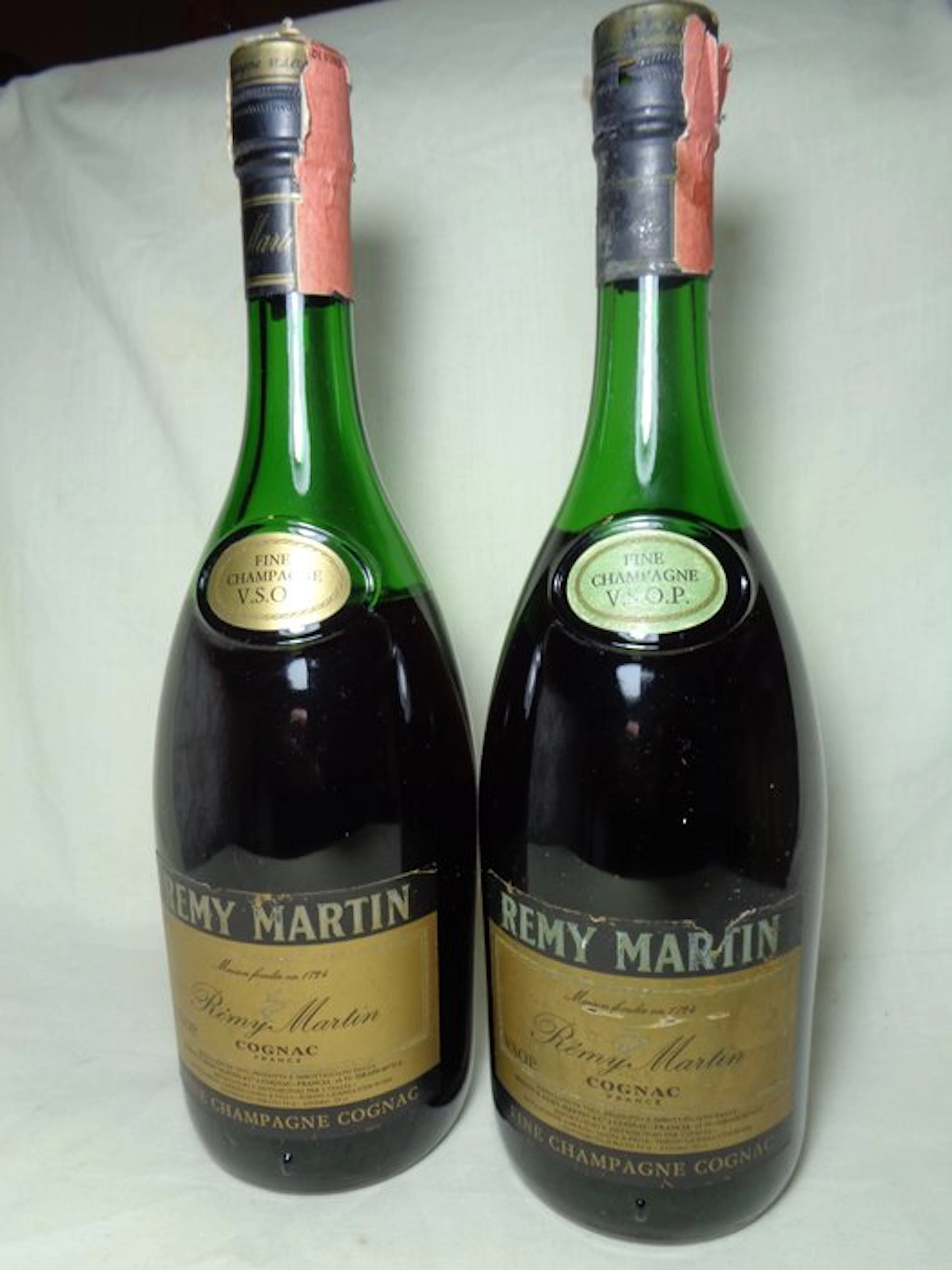 Rémy Martin - VSOP Fine Champagne - b. 1970s - 70cl - 2 bottles