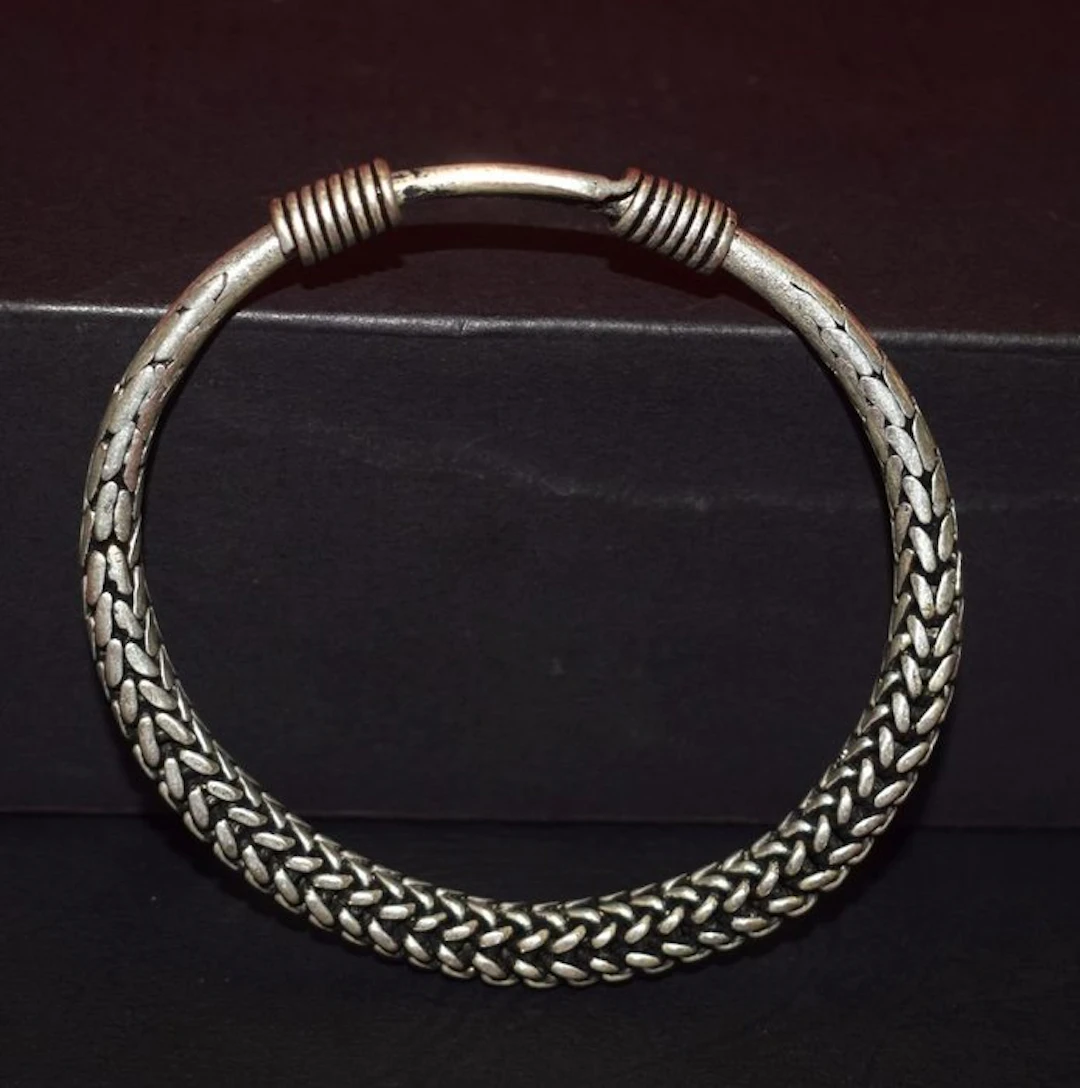 Gorgeous Miao–Hmong bracelet