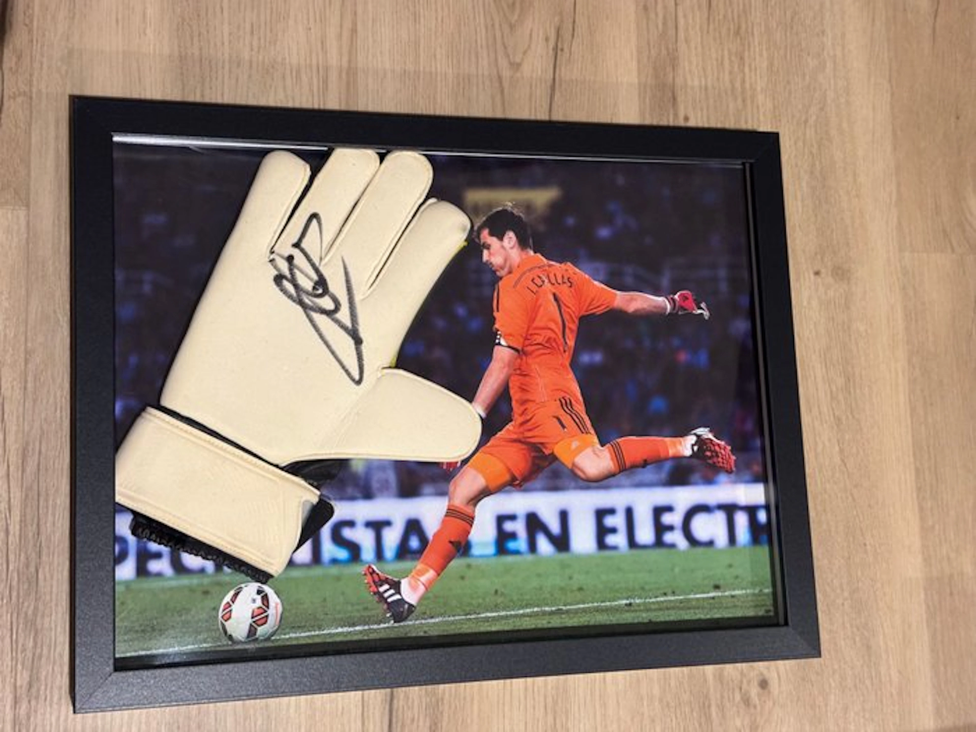 Real Madrid - Champions Football League - Iker Casillas - Goal keeper gloves