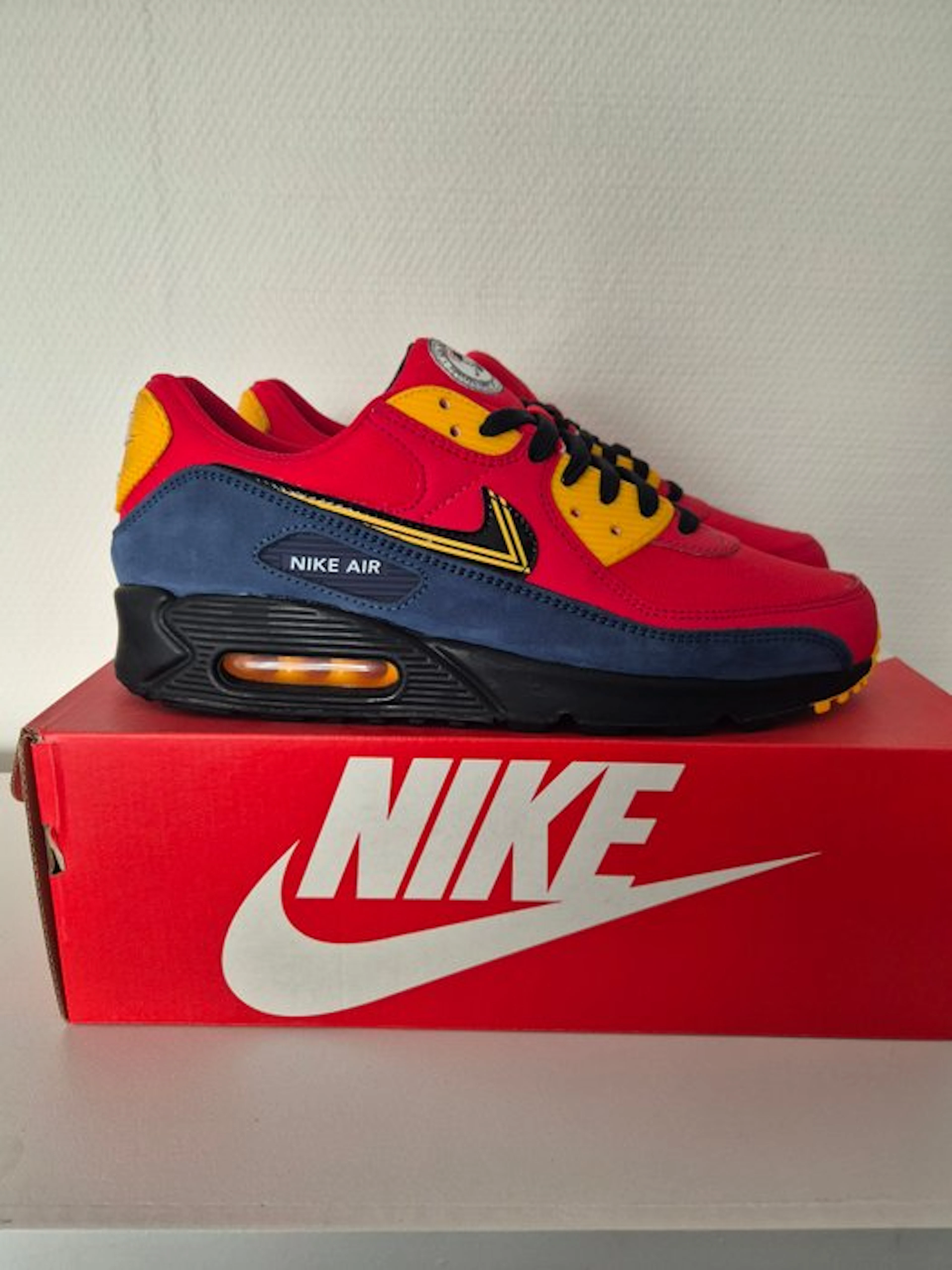 Nike - Air Max 90 London City Pack (2020) - Sneakers...