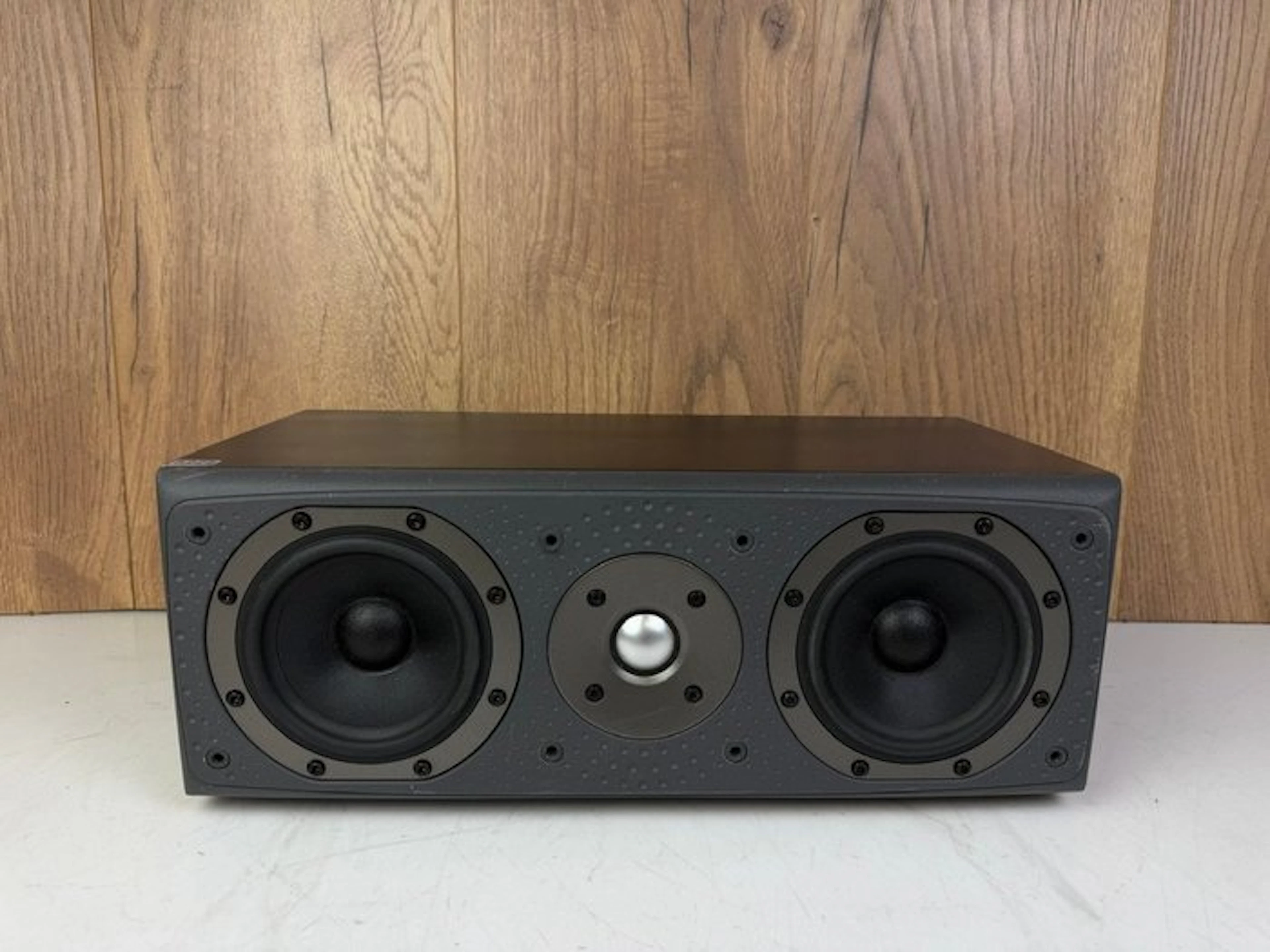 Bower & Wilkins - LCR3 Center Speaker
