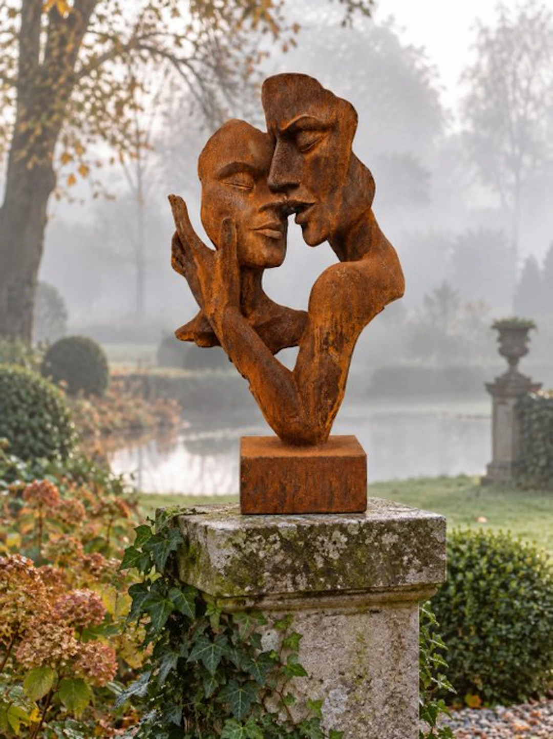 Sculpture, metal artistic statue "The hidden face" - 30 cm - Cast iron
