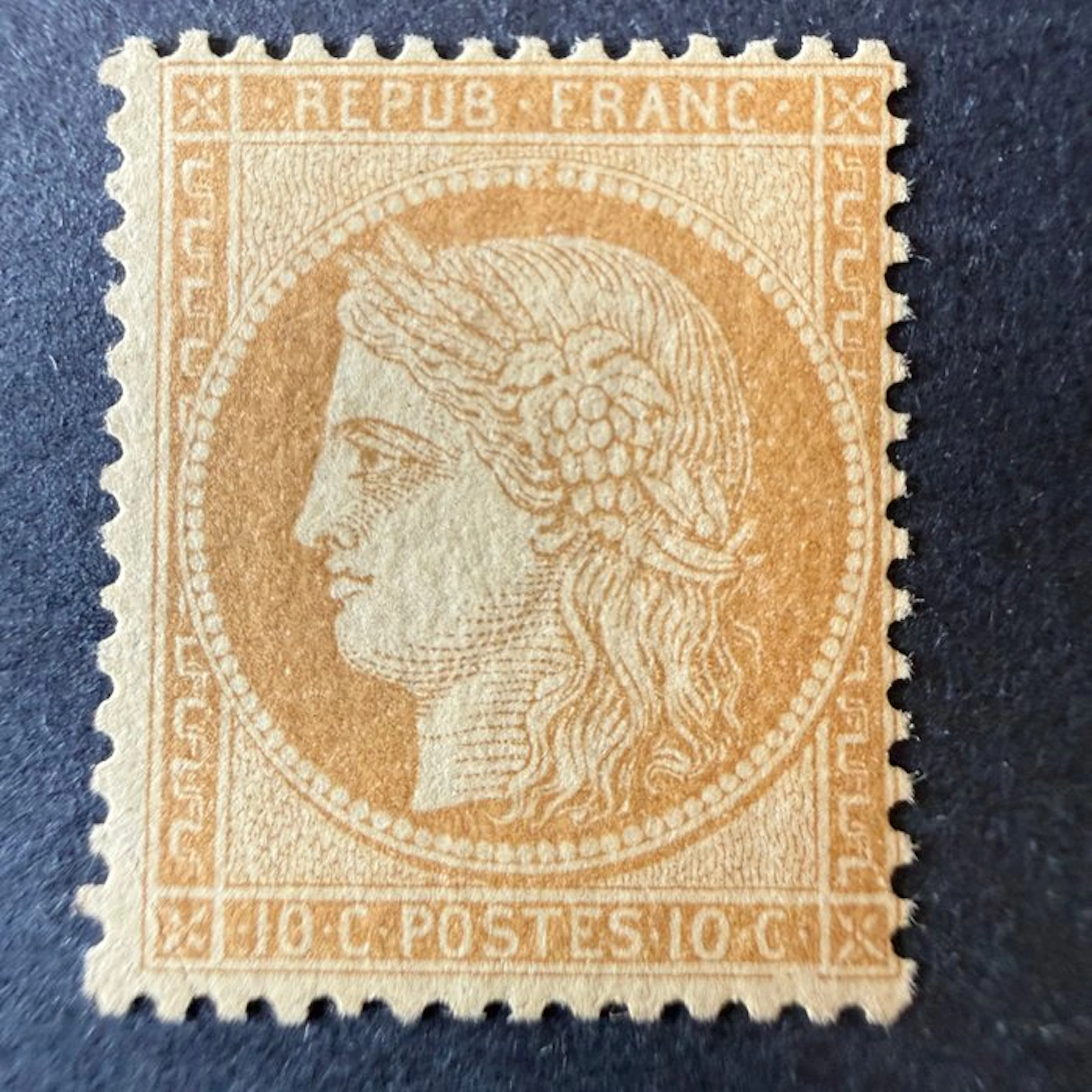 France - Yvert 36 "Ceres seated 10c brown" mint **. Signed Calves/Brun. TB.
