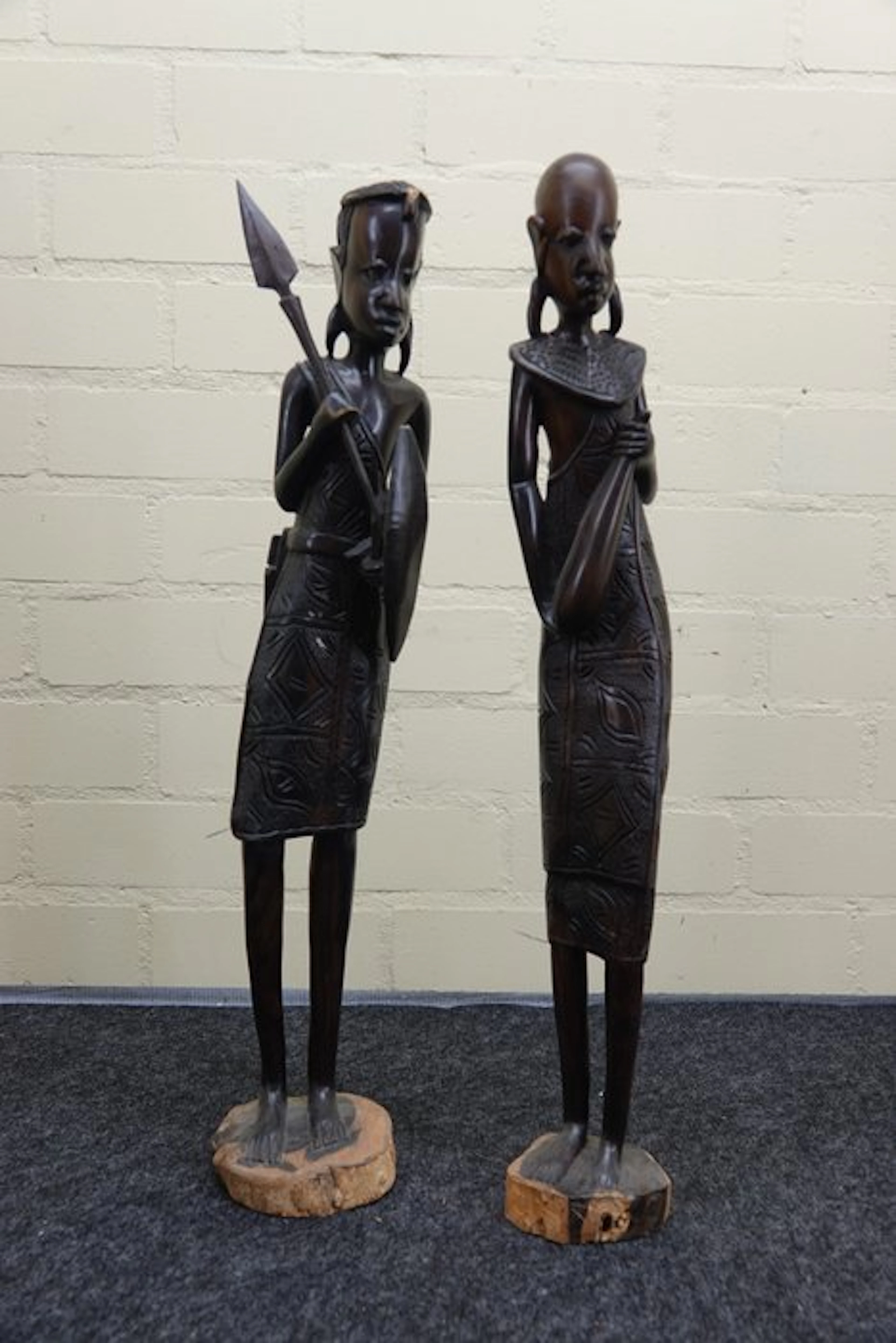 Sculpture, Houten beelden Afrikaanse jagers - 60 cm - Wood