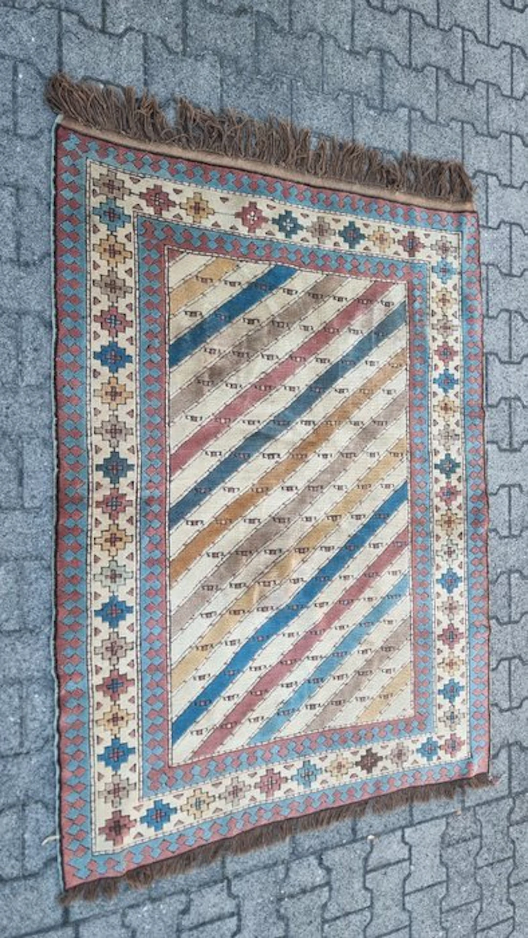 Rug - 176 cm - 124 cm