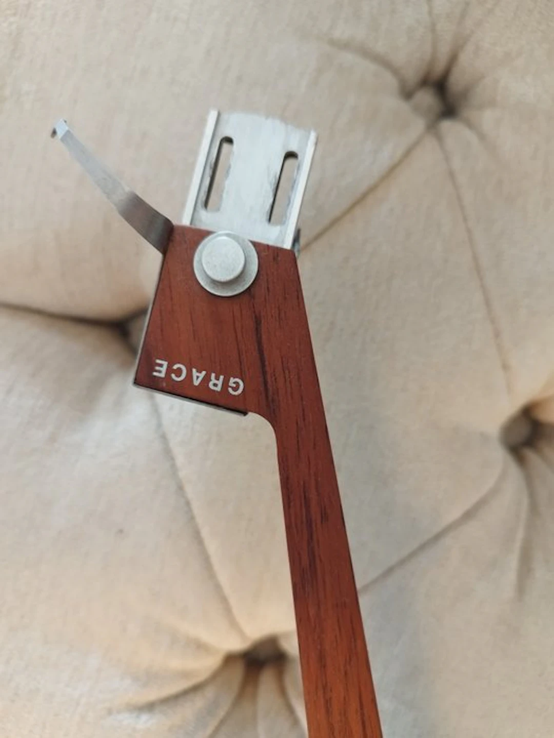 Grace - G-714 / 9-inch Uni-Pivot Straight Wooden Tonearm for turntable