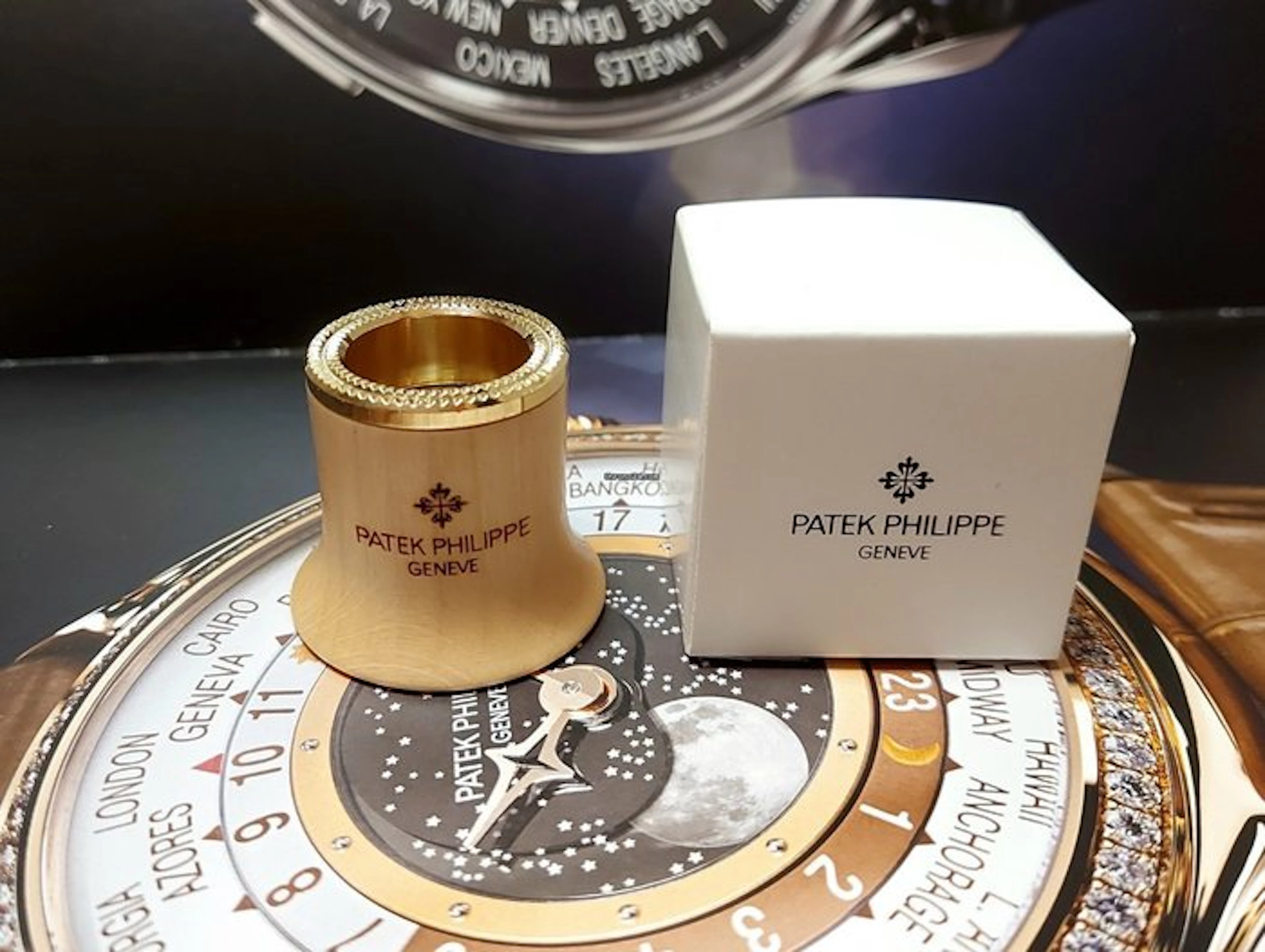 Binoculars - 2020+ - Switzerland - Patek Philippe