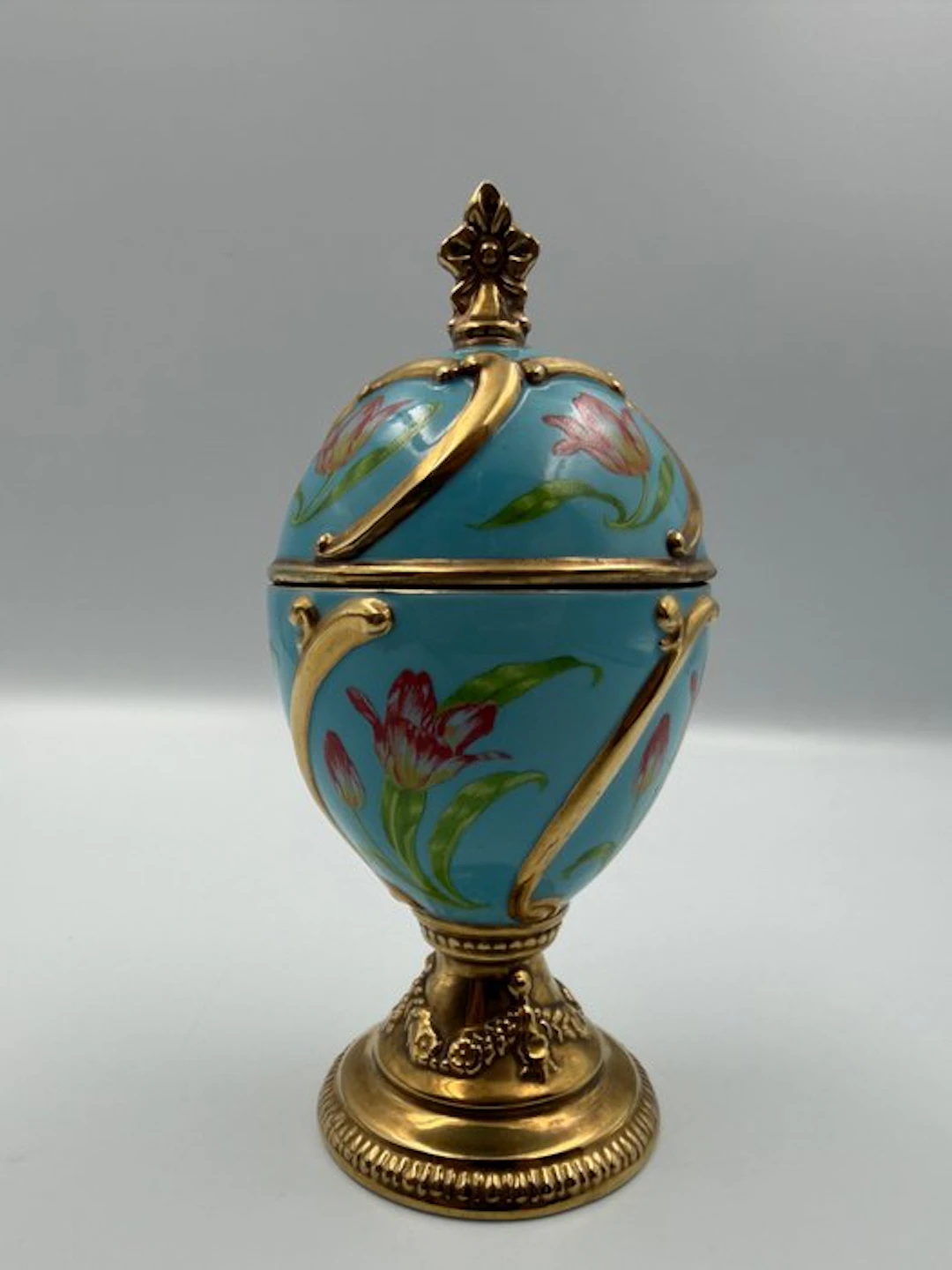 Boîte à musique en porcelaine – House of Fabergé –...
