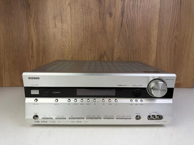 Onkyo - TX-SR606 Solid state multi-channel receiver
