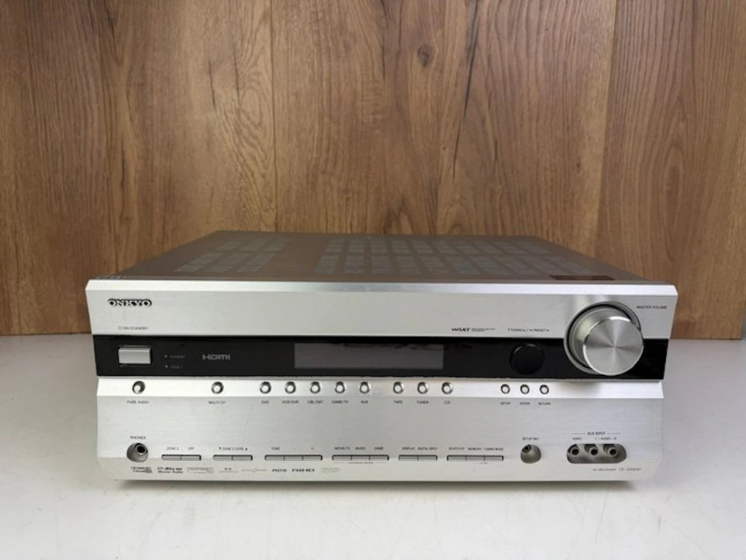 Onkyo - TX-SR606 Solid state multi-channel receiver
