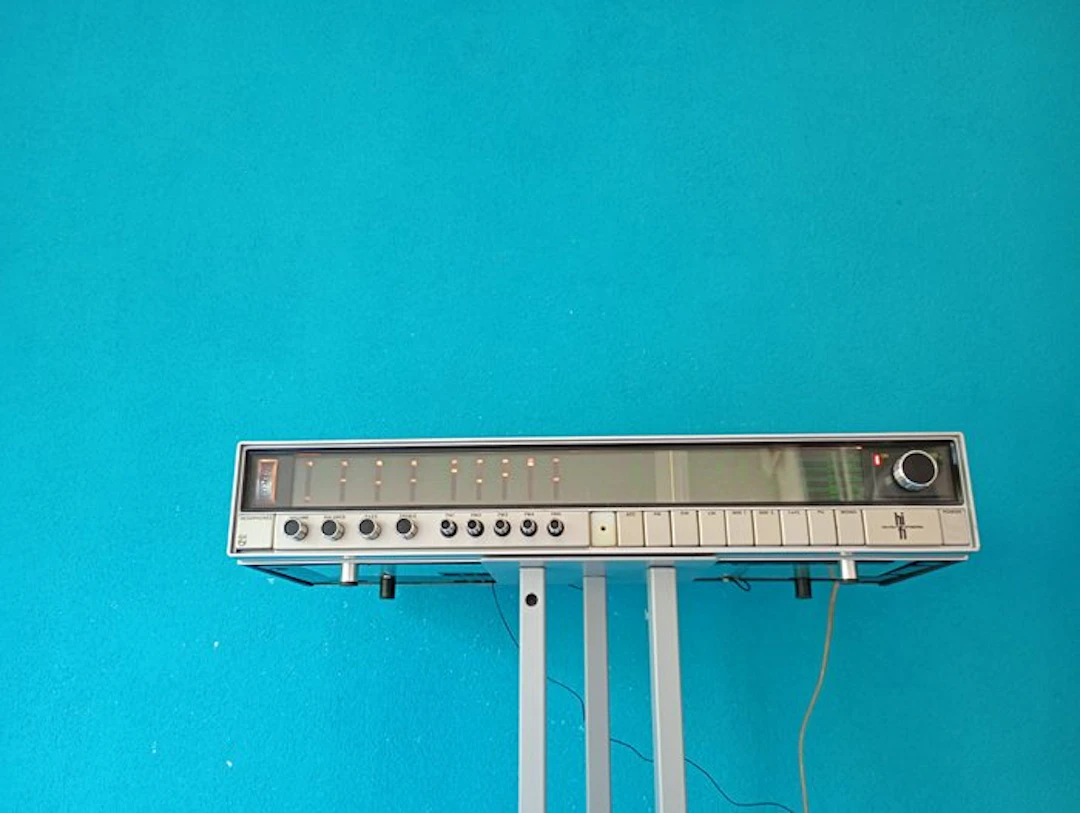 Philips - 702 / Tuner-Amplifier Radio