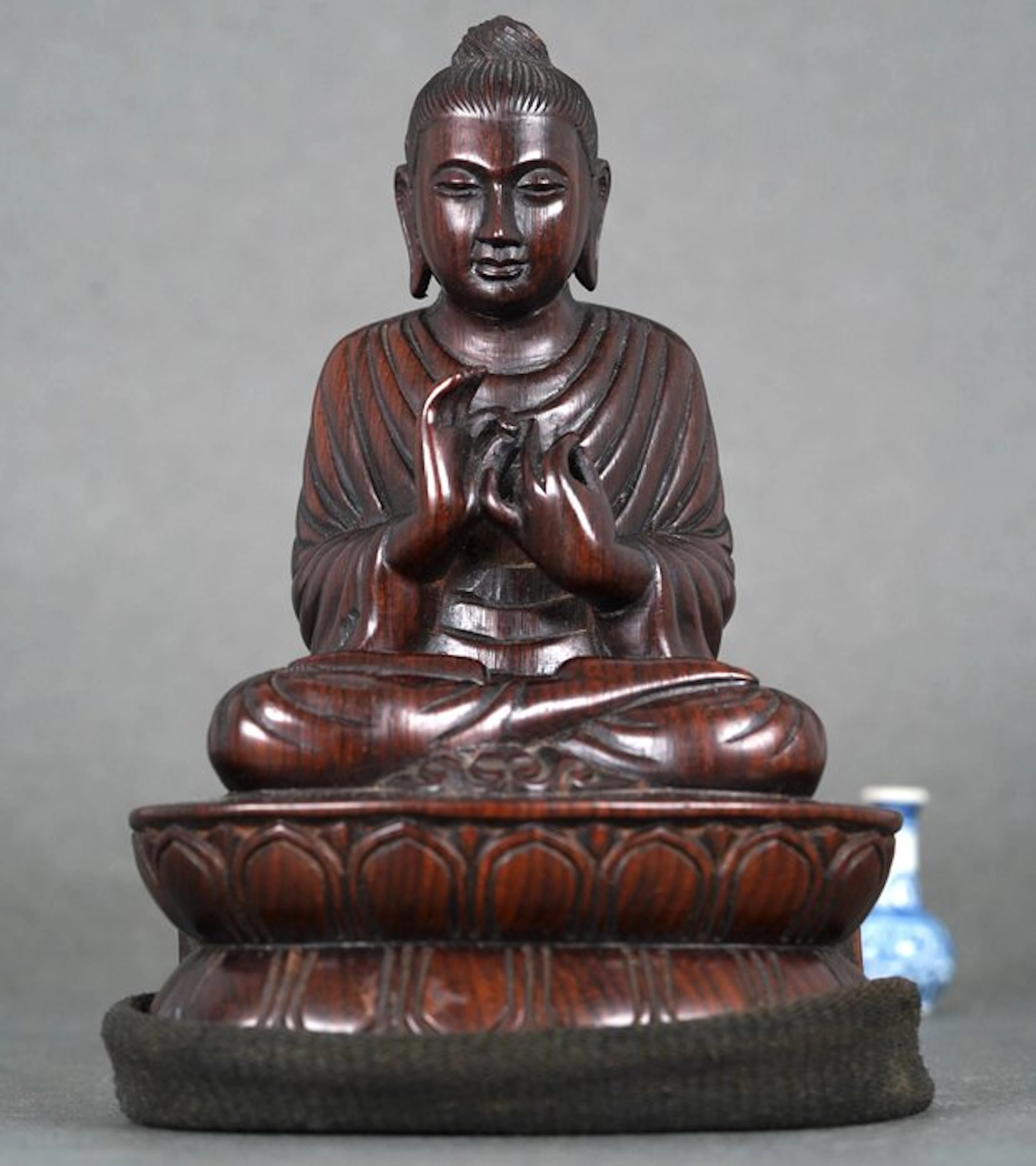 Seated Buddha with Long Gown Devotional sculpture - Wood - Asia