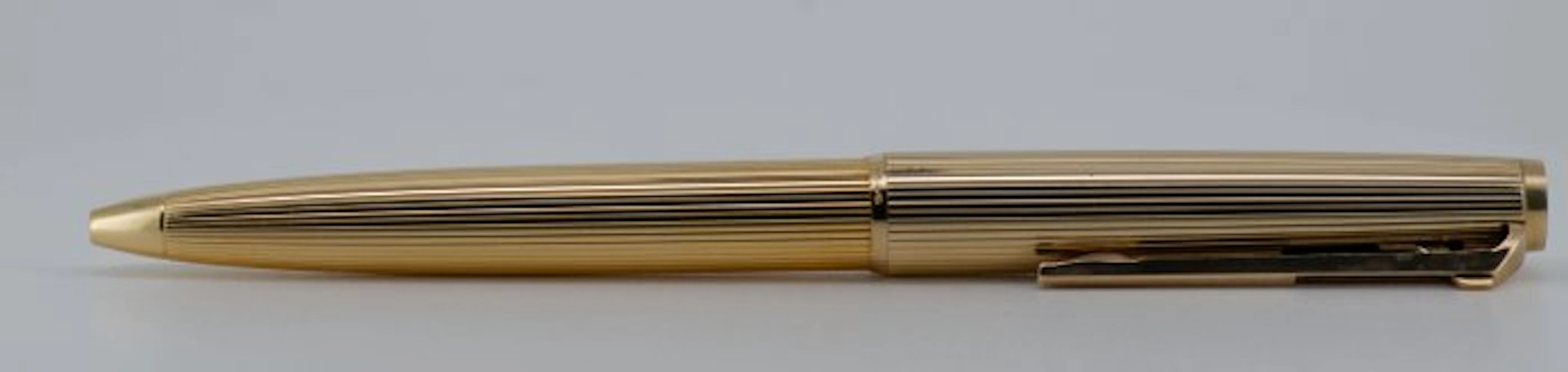 Montblanc - Roller ball pen
