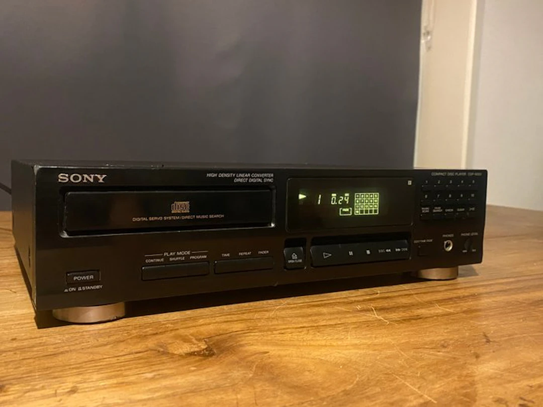 Sony - CDP-M301 CD player