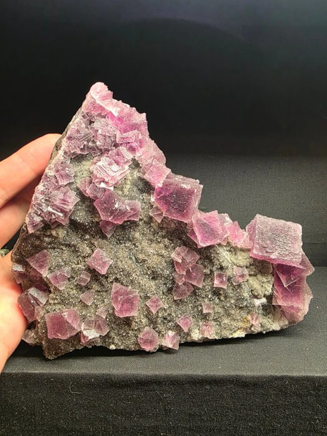 Fluorite Crystals on matrix - Height: 12 cm - Width: 16.5 cm- 1585 g
