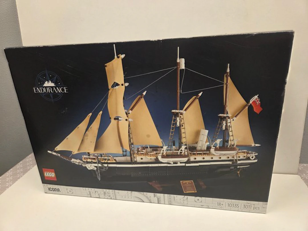 LEGO Set - 10335 - Icons - LEGO De Endurance 10335