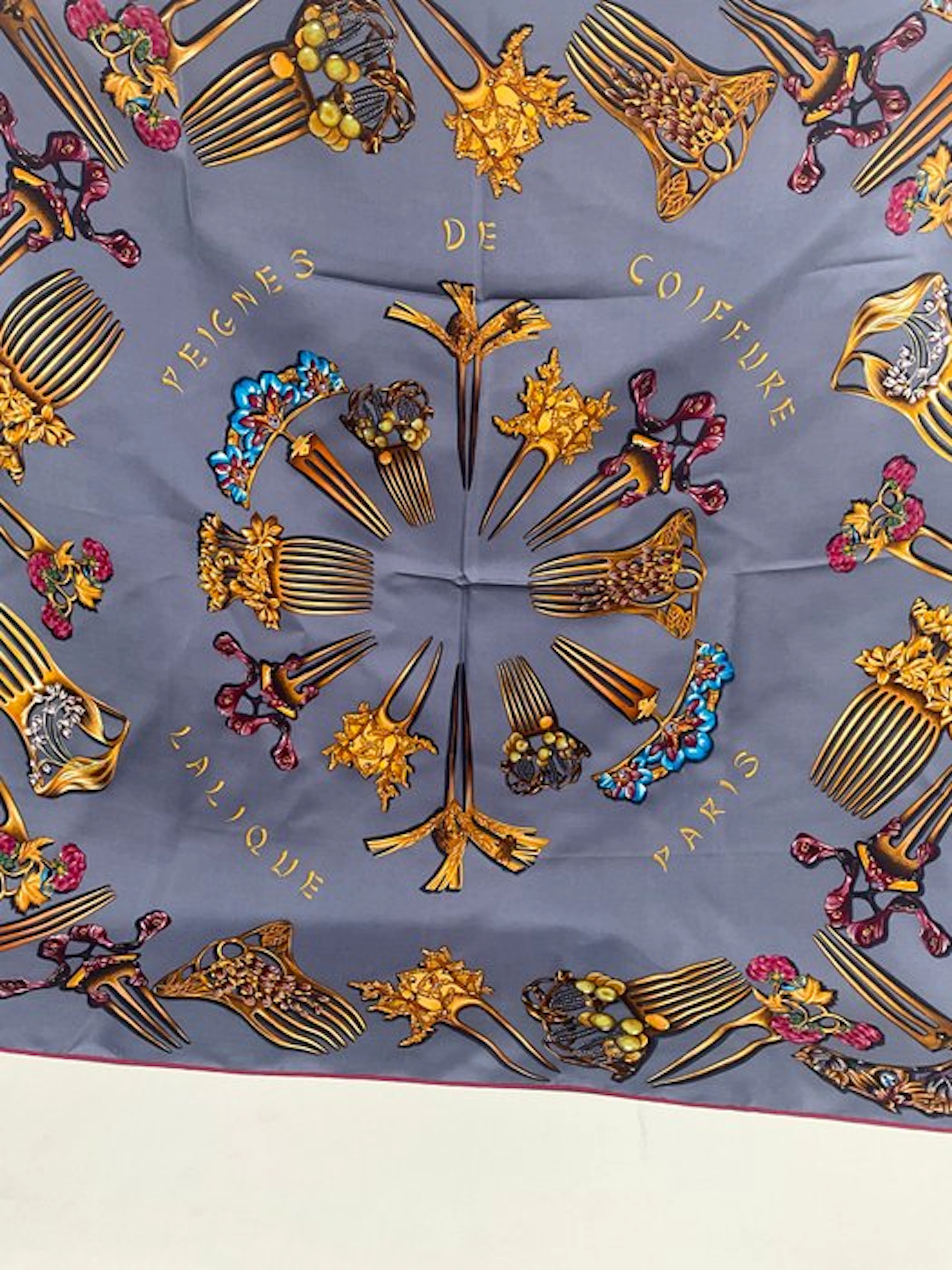 Other brand - LALIQUE PARIS / soierie Lyonnaise / 90/90 cm - Foulard