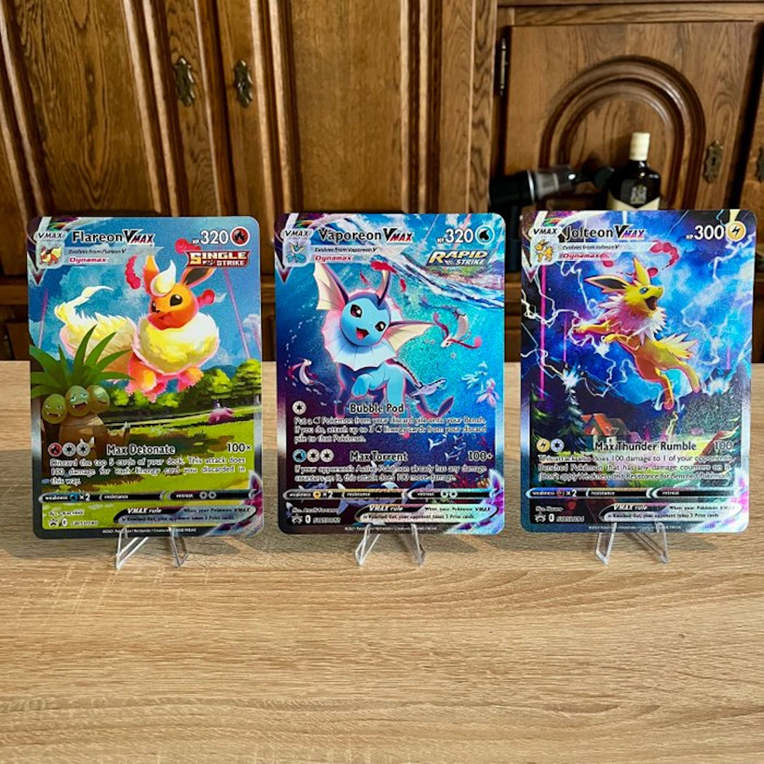 Card - FLAREON VMAX, VAPOREON VMAX, JOLTEON VMAX