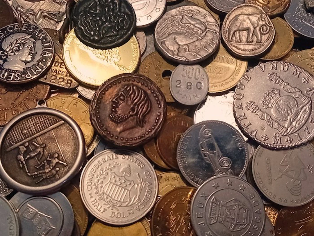 Large worldwide lot of tokens