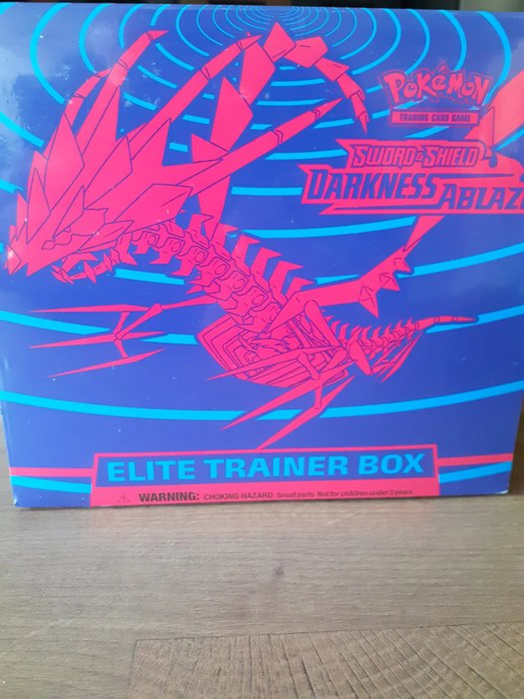 Pokémon - 1 Elite trainer box - Darkness Ablaze - Sword...