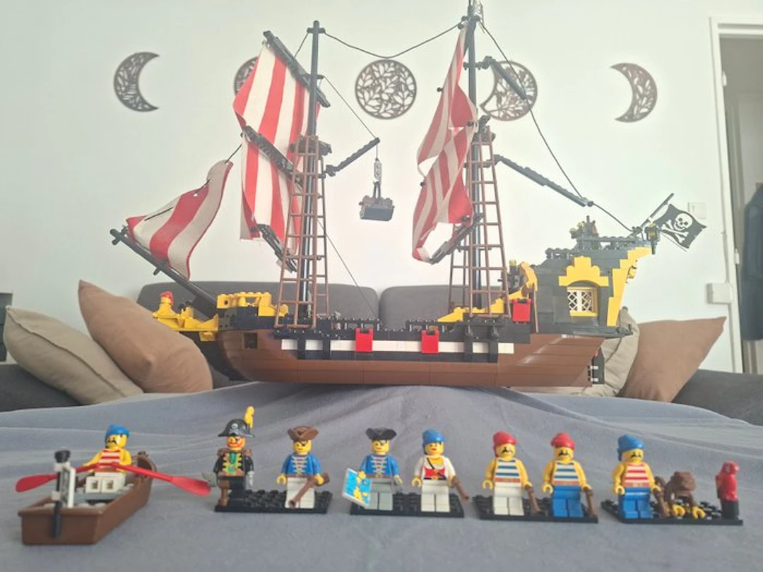 LEGO Set - 6285 - Pirates - Black shark ou Black Sea Barracuda