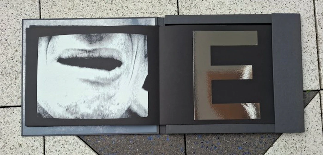 Buky Schwartz - Facing Oneself