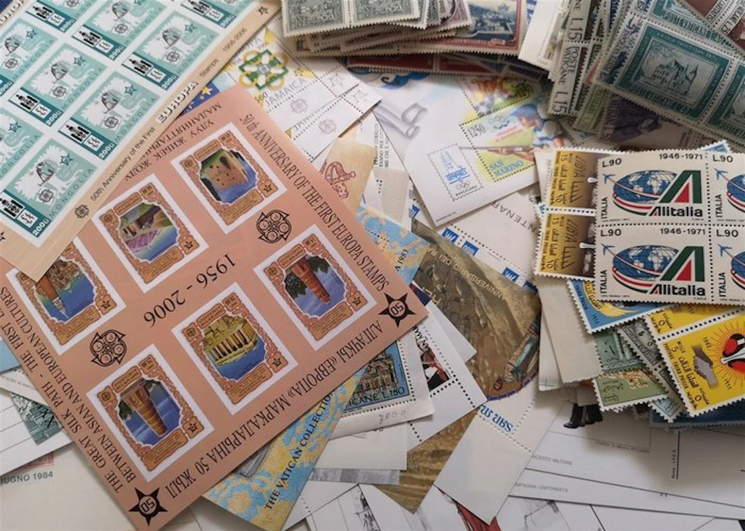 Europe - Large lot of S/S stamps and covers from the...