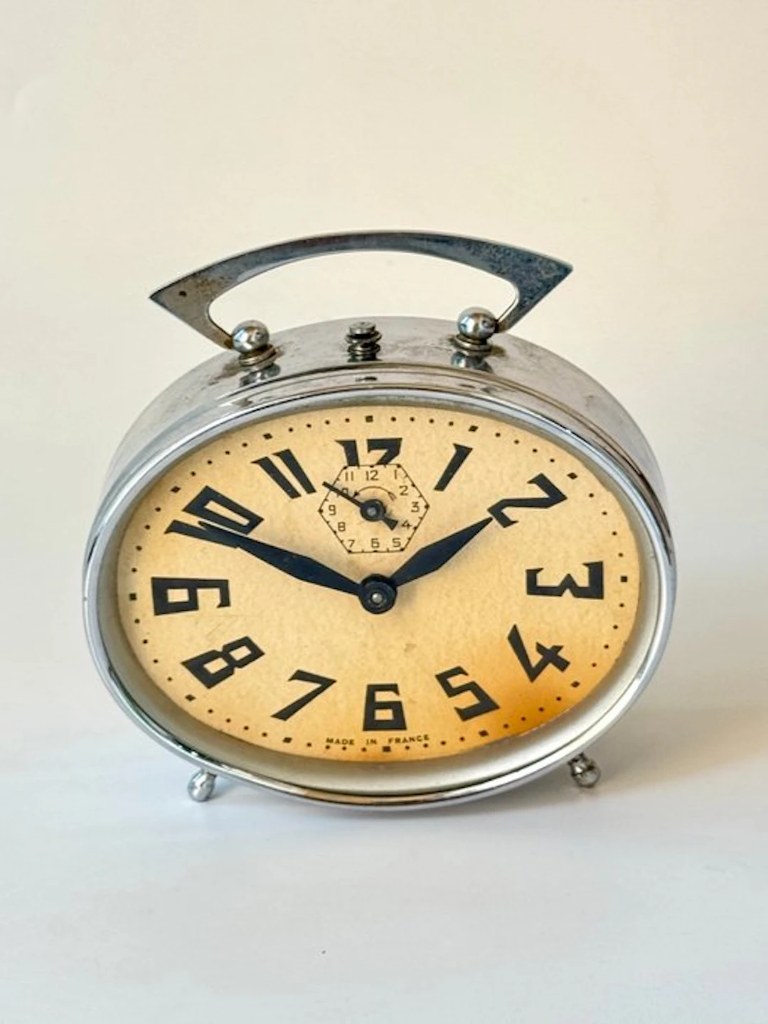 Alarm clock - mécanique ovale Japy – Style Art Déco –...