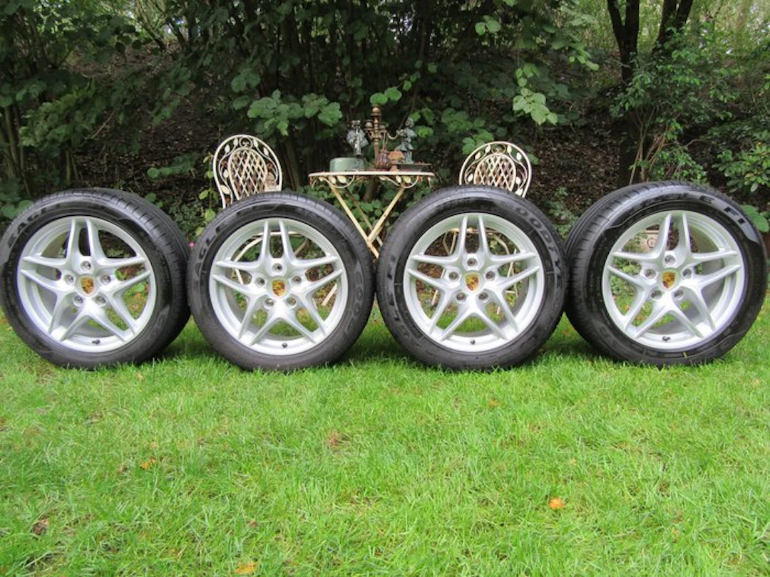 Car part (4) - Porsche - Porsche 987/986/964/944 17 inch...