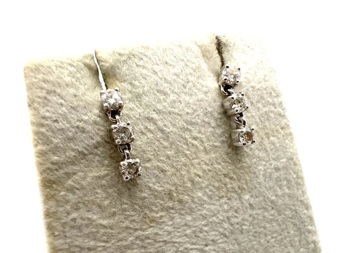 No reserve price - Earrings - 18 kt. White gold - 0.18ct. tw. Diamond (Natural)