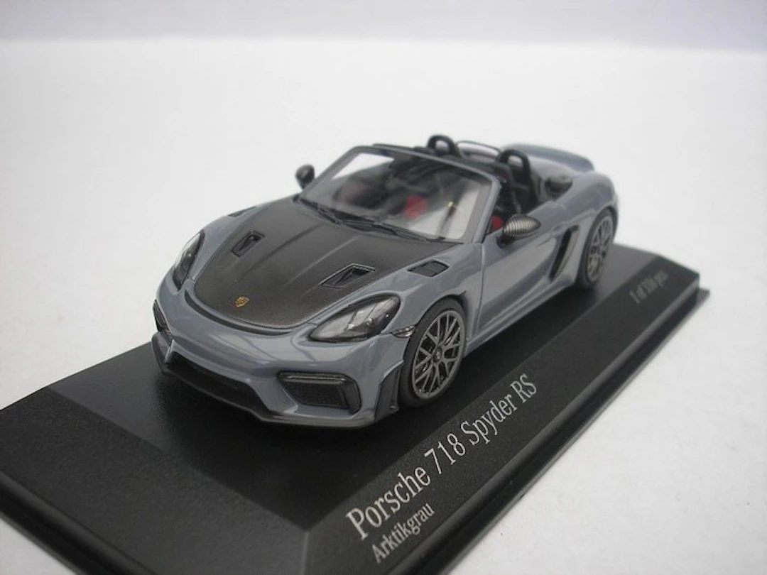 MiniChamps 1:43 - Model car - Porsche 718 Spyder RS...