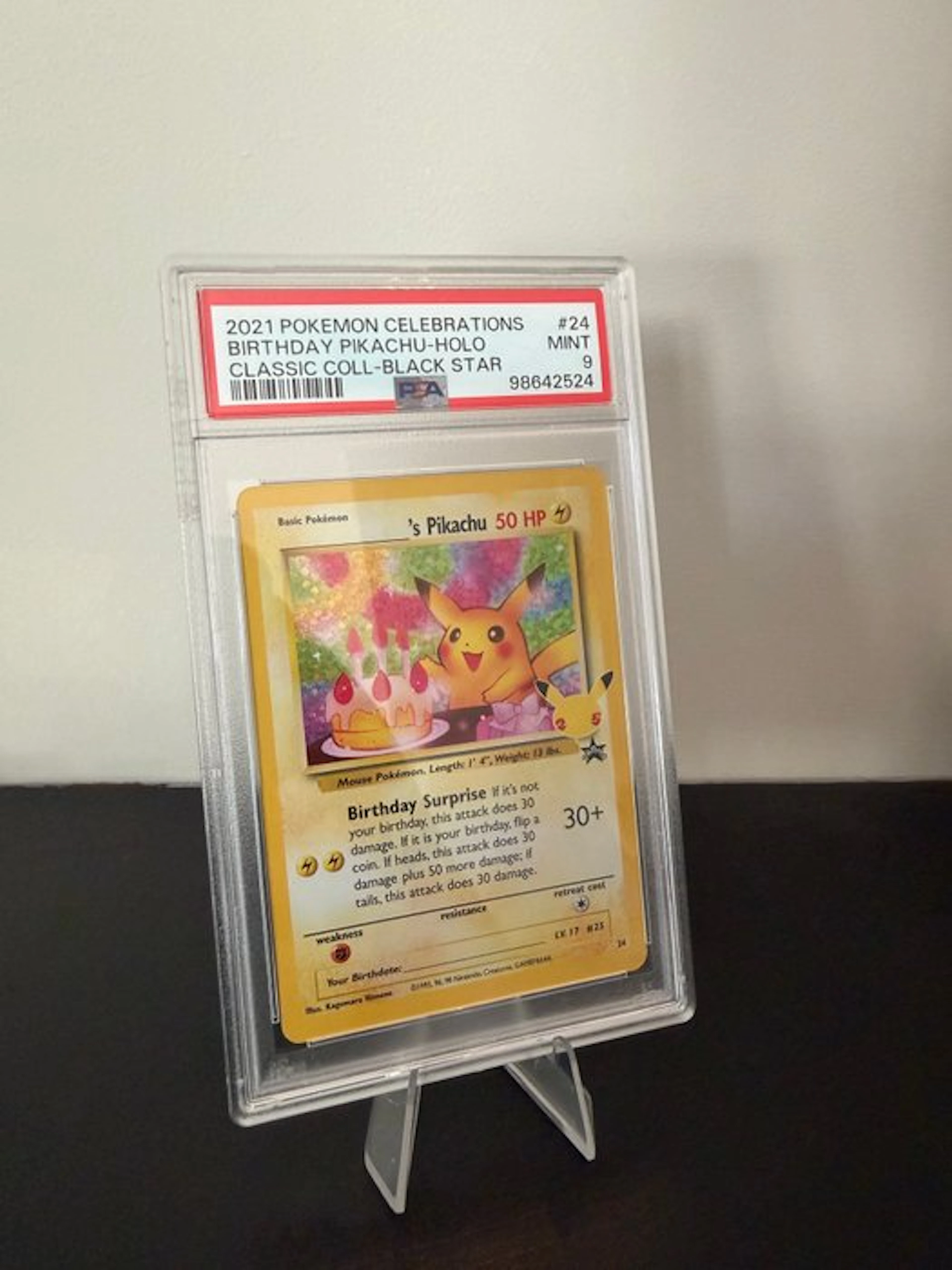 Pokémon - 1 Graded card - Pikachu #24 Foil, Promo card - PSA 9