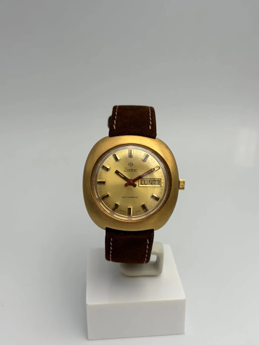 Zodiac - Unknown - No reserve price - 763-698 - Men - 1970-1979