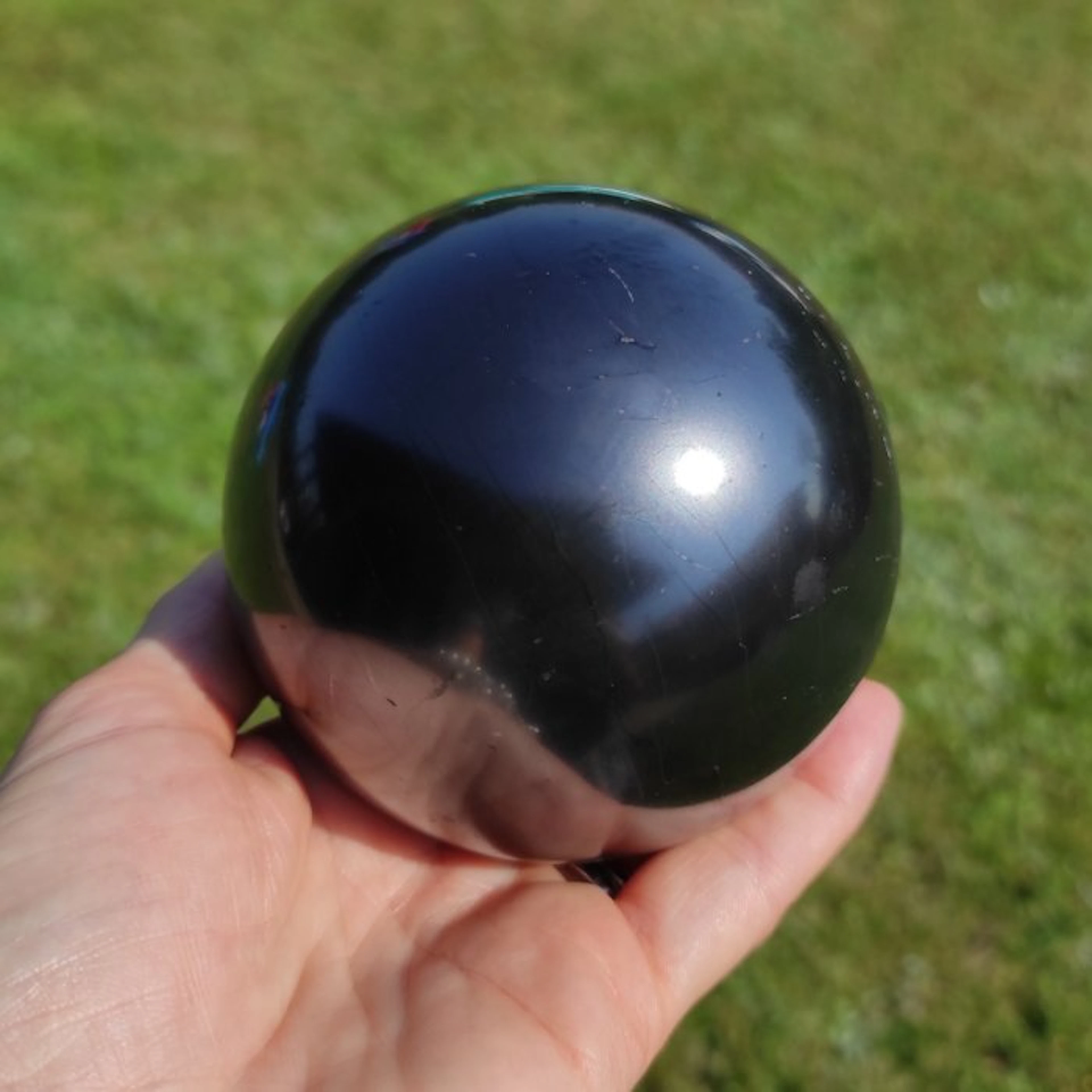 Shungite Sphere - Height: 8.9 cm- 750 g
