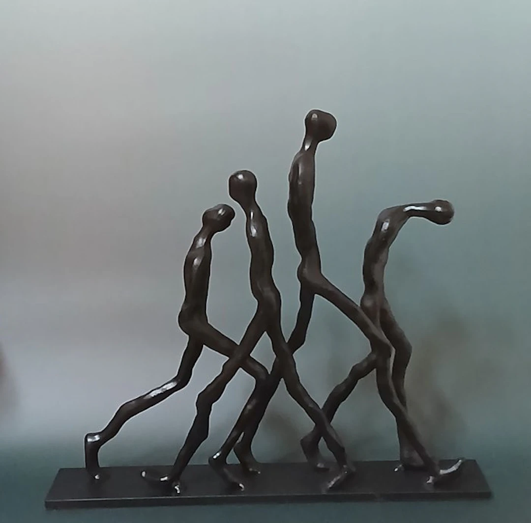 Sculpture, "Les passants" - 31 cm - Source