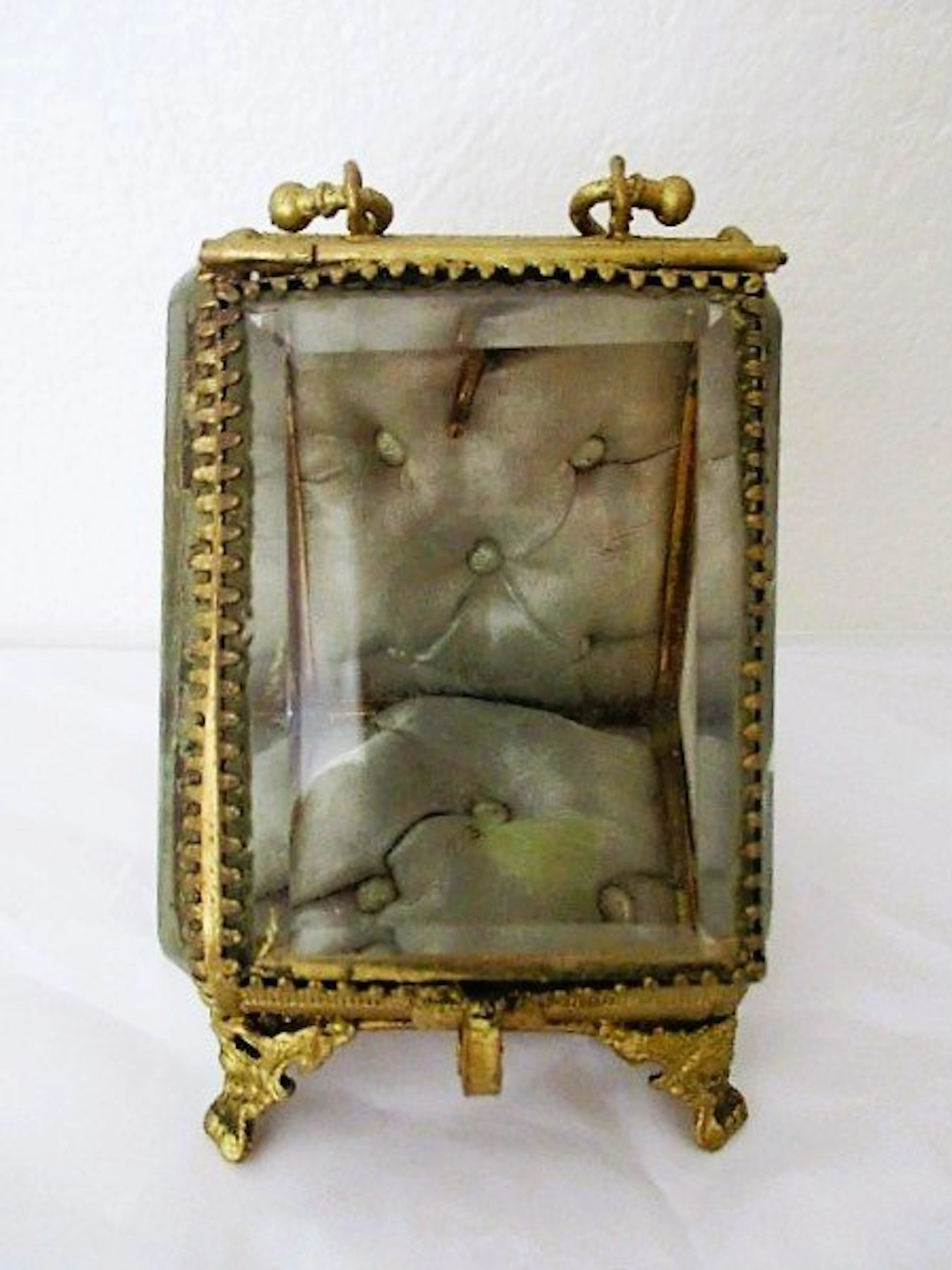 Box - Polished crystal glass, ormolu, tufted satin - Napoleon III box