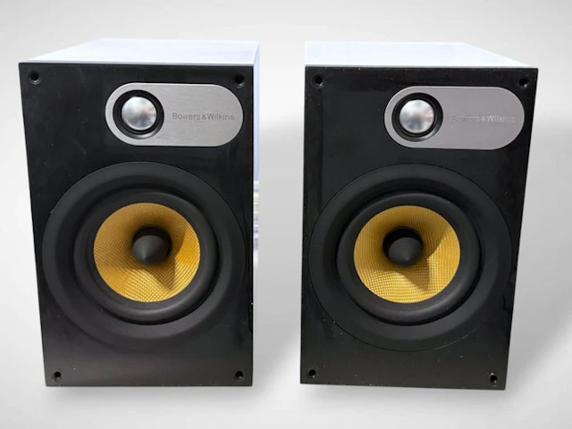 Bower & Wilkins - 686 / 2-Way Vented-Box Bookshelf Speaker set