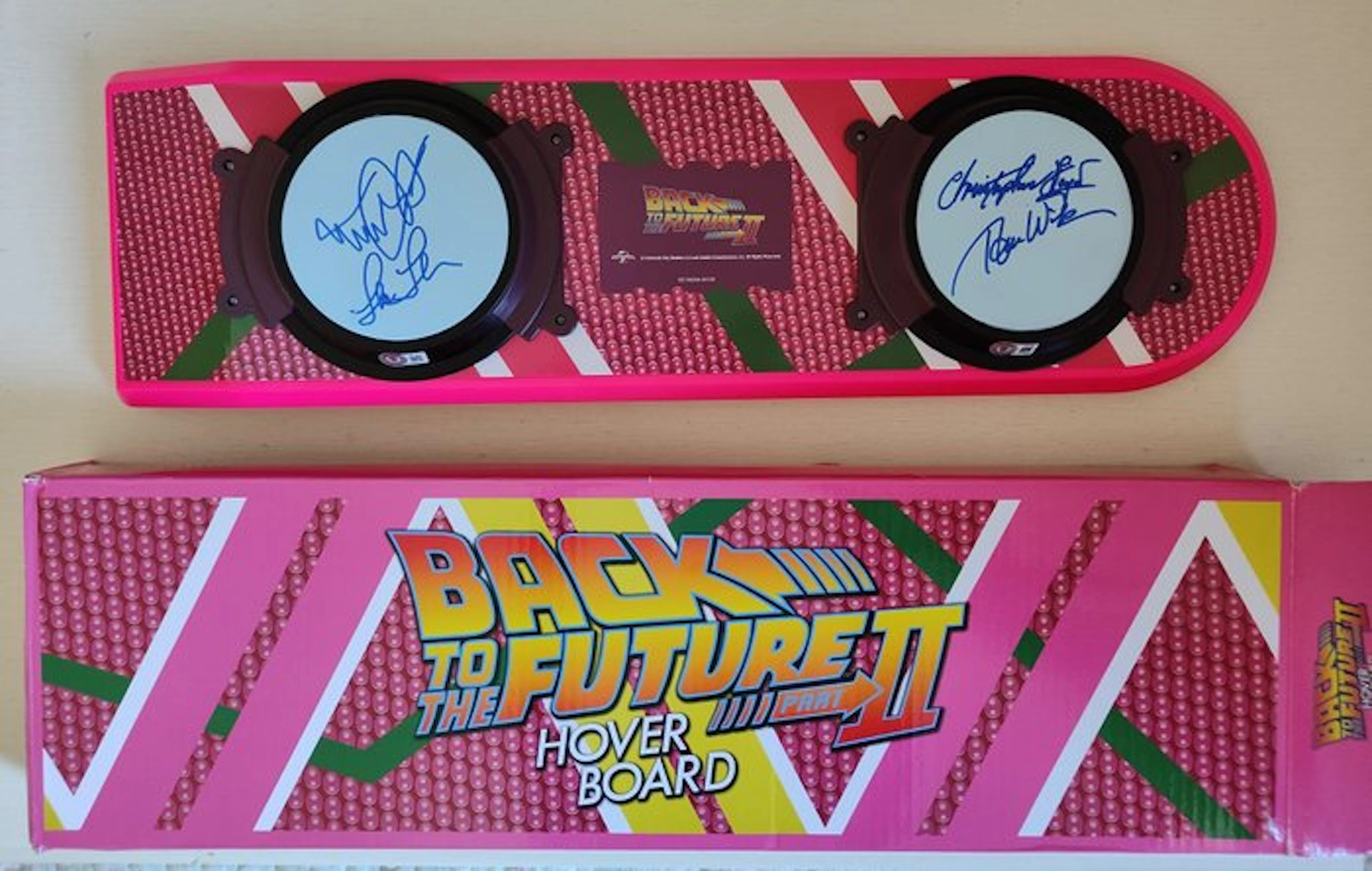 Back to the Future II - 4 Cast Signed Hoverboard – Fox