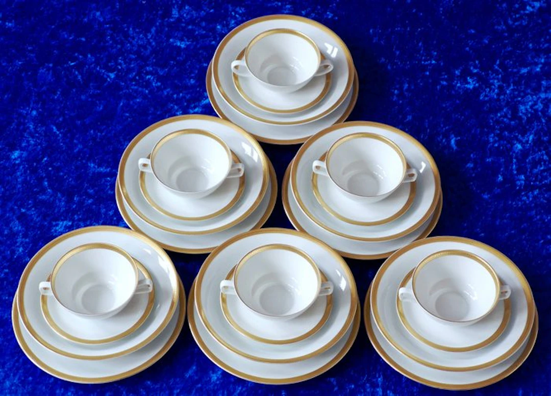 Johann Seltmann Vohenstrauß - Plate (18) - Porcelain...