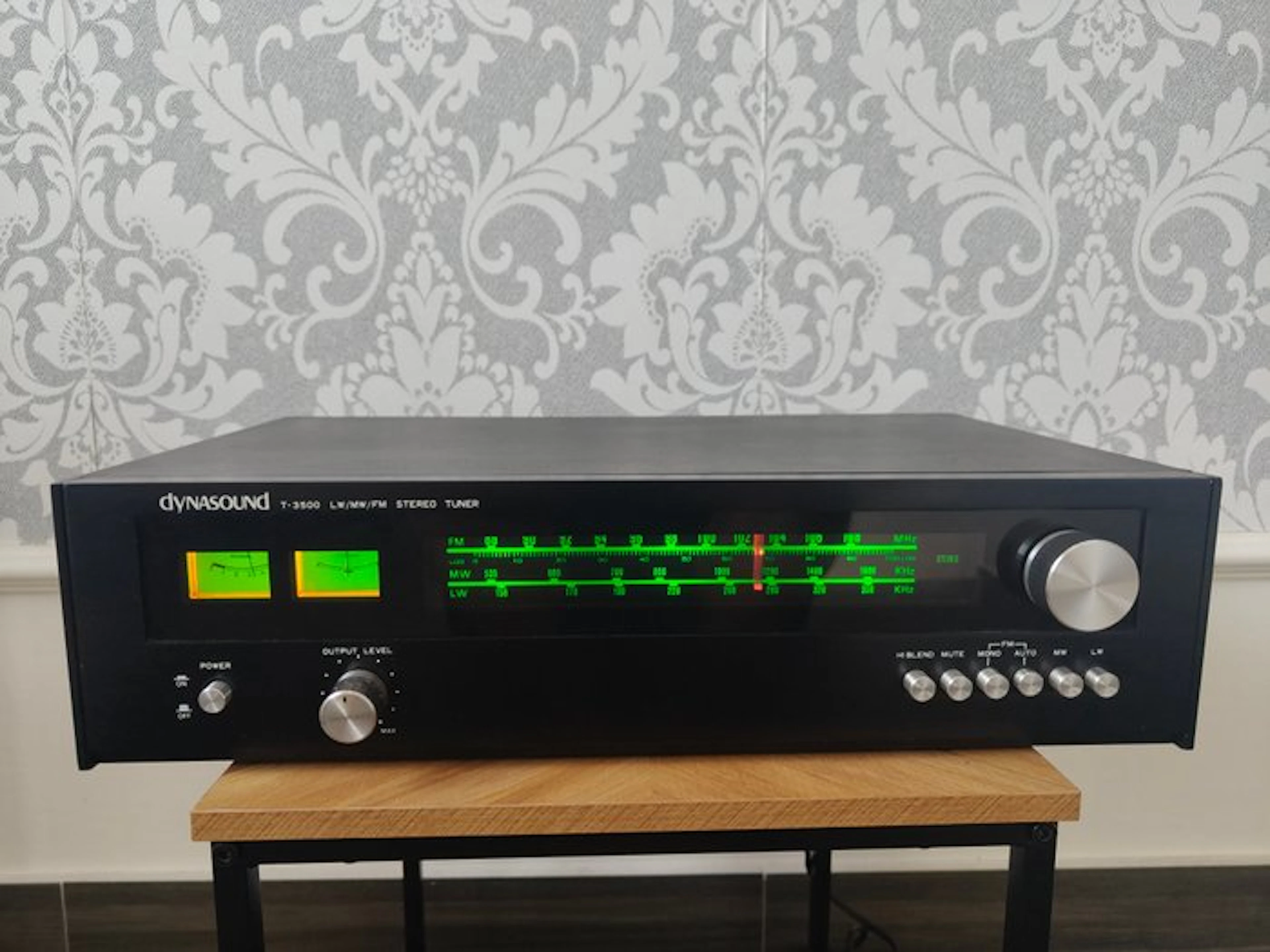 Dynasound - T-3500 Tuner